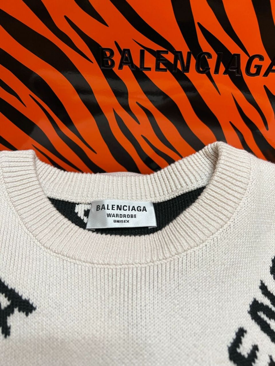 【新年礼物】balenciaga巴黎世家 毛衣 巴黎世家allover logo 毛衣 新