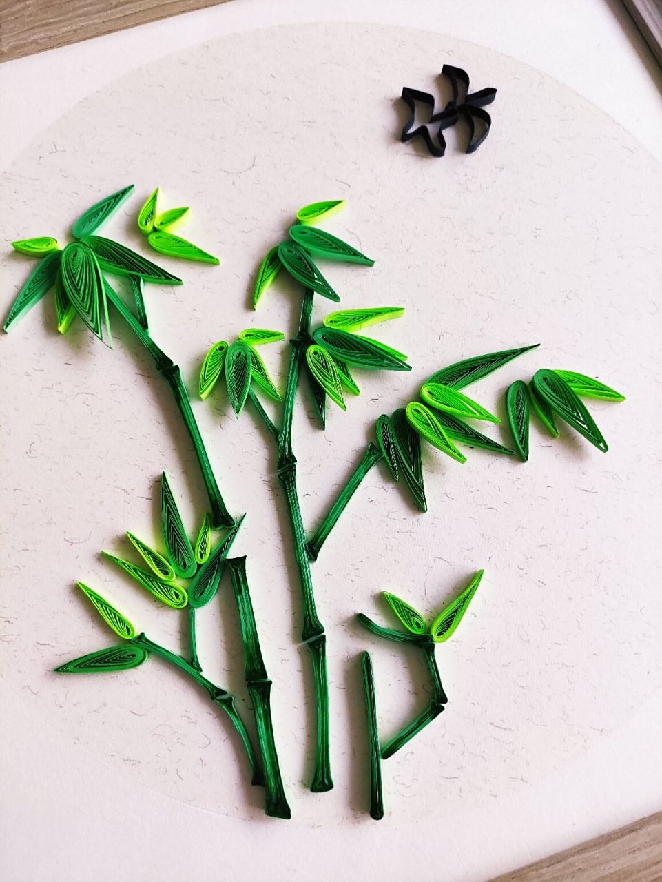 衍纸画～《梅兰竹菊》 梅兰竹菊被称为是花中四君子.