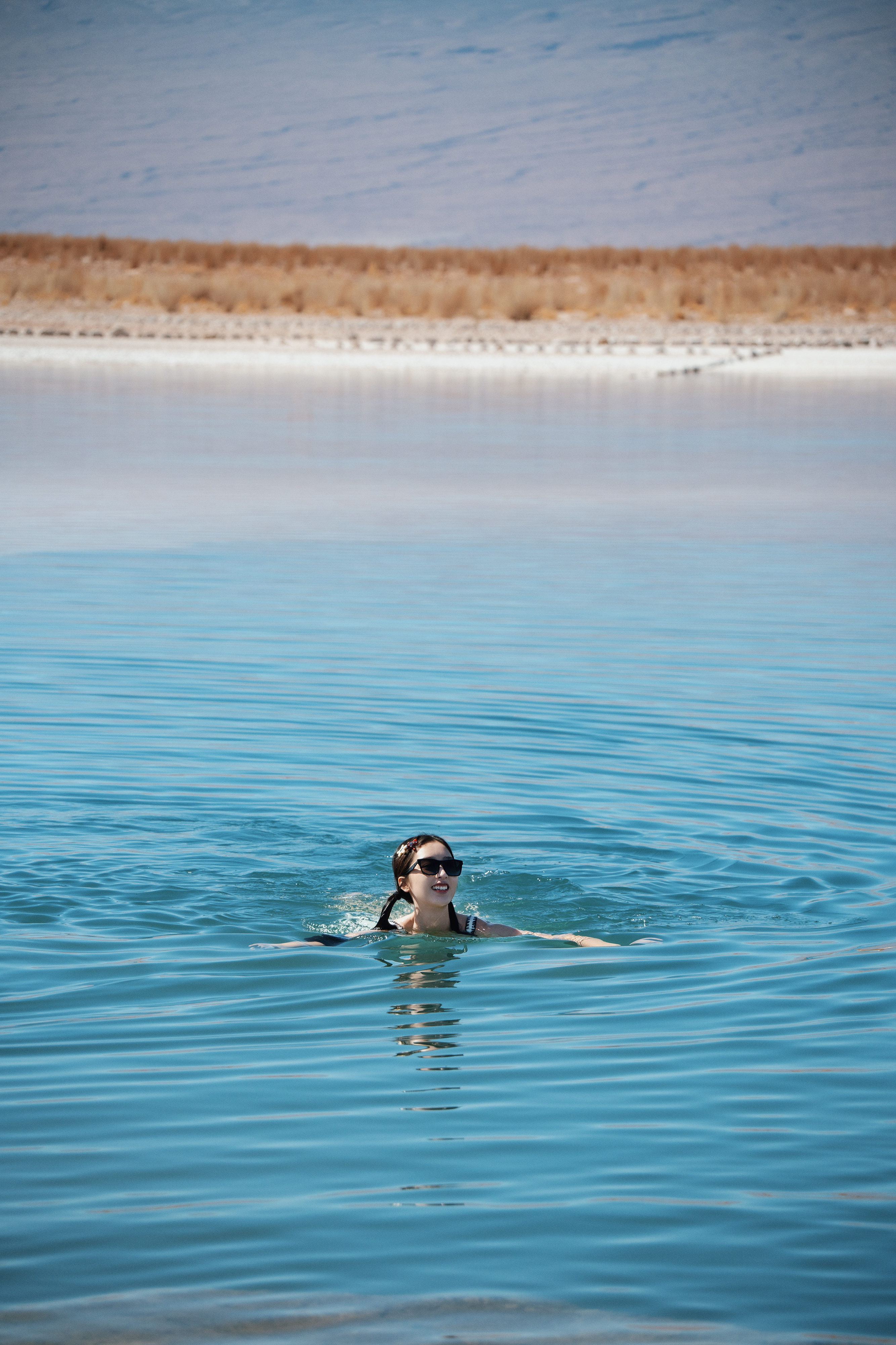 花少团漫游阿塔卡马沙漠,盐湖游泳,天文台