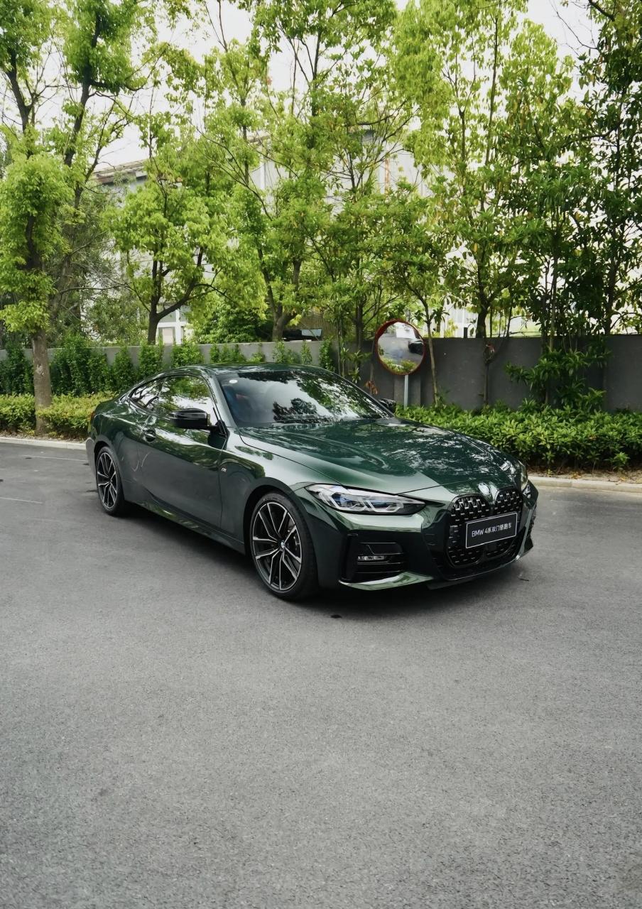22款23年宝马430i耀夜双门轿跑,圣莫雷绿,哈曼卡顿,配置拉满,准新车一