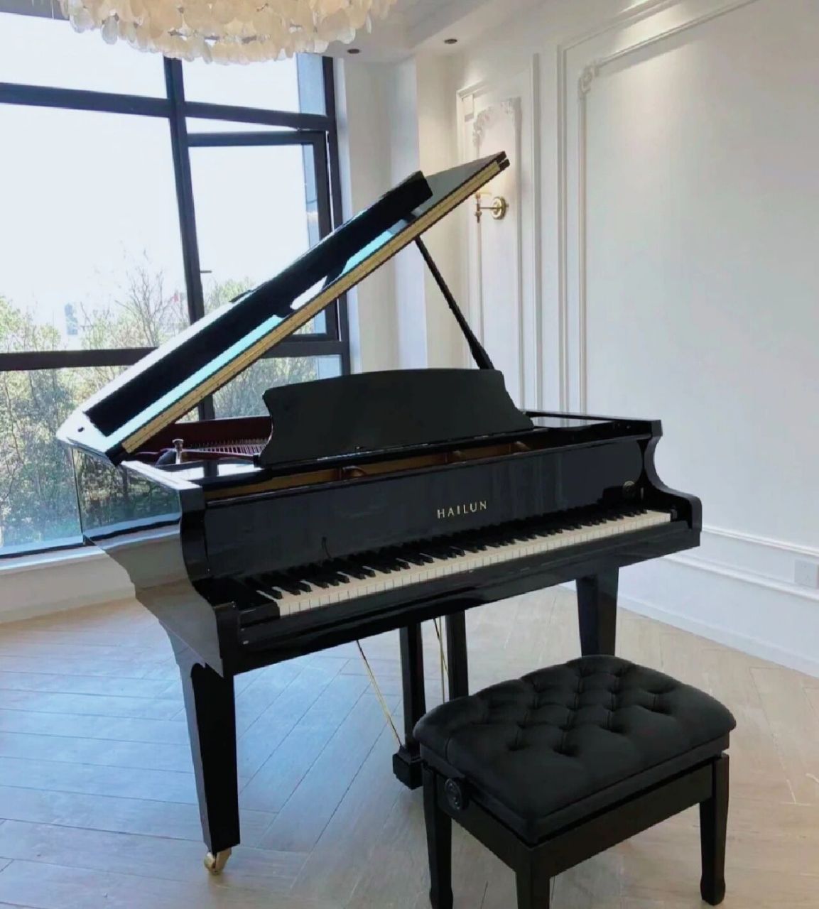 海伦钢琴家用小三角必看150se73 97同价位三角钢琴中性价比最高的