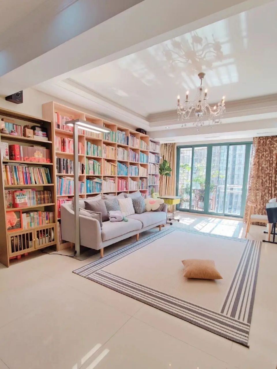 入驻13年,改造第三版:家庭图书馆客厅 #年度幸福感好物# 入住13年