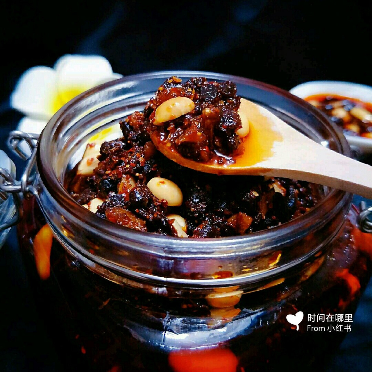 下饭神器#自制老干妈# 老干妈已香辣著称,其辣味浓而香,可以促进鸵汉