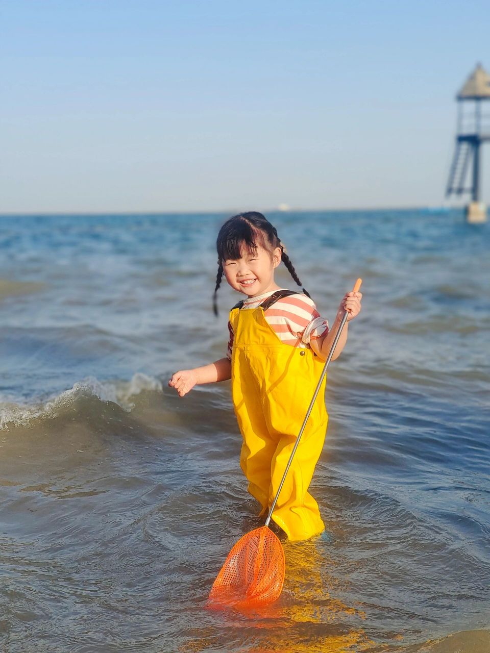 当天来回打卡南通恒大威尼斯碧海银沙   娃爱挖沙子一脚油门南通恒大