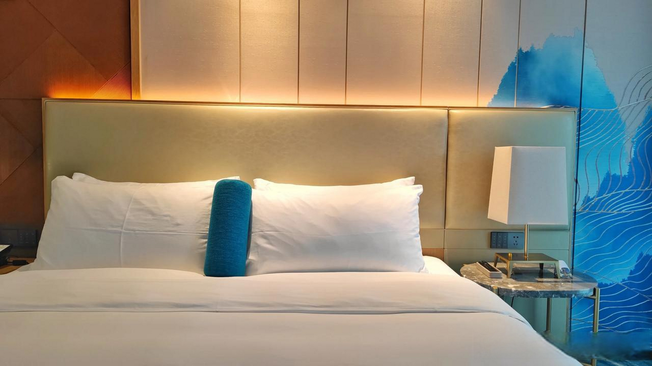 若玺酒店,听说很多香港明星都来住过 酒店2018年开业,地处深圳南山高