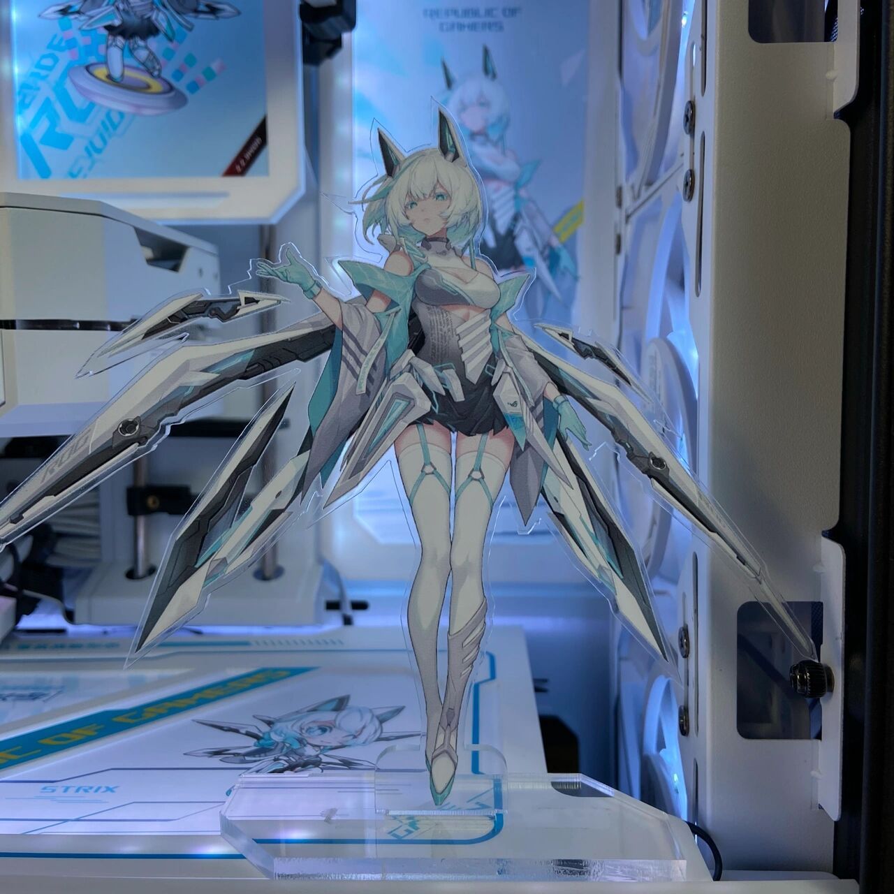 英特尔 i7-12700k 中文原封 主板 华硕rog玩家国度z690-a gaming 吹雪