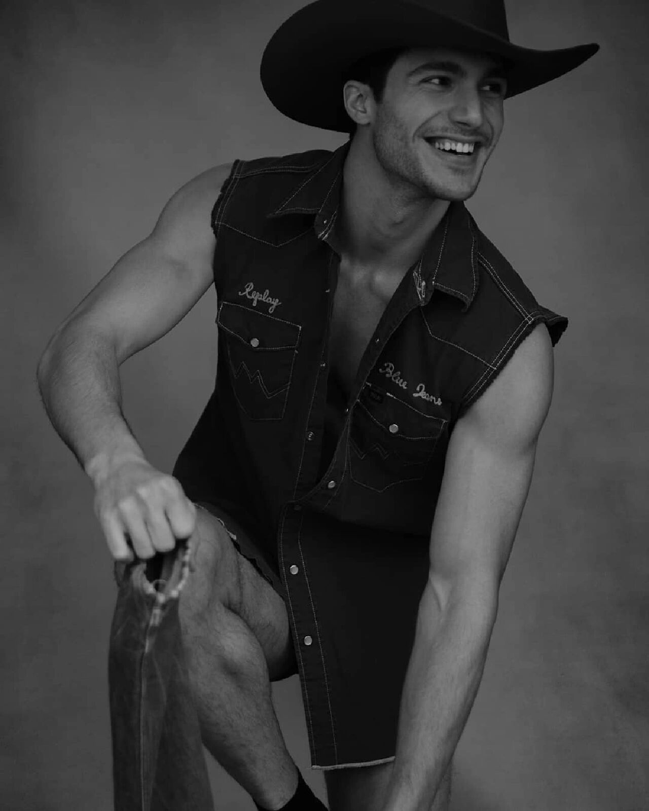 巴西男模 fredrico massaro 脱裤子