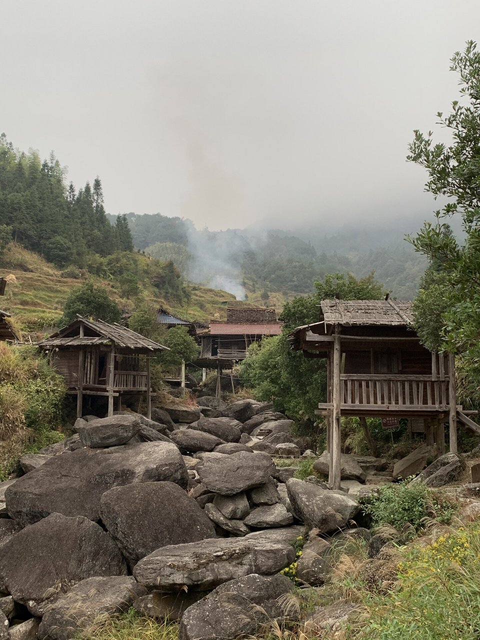 石上人家景区图片