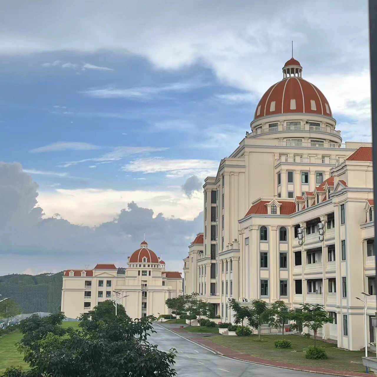 广西外国语学院 空港图片