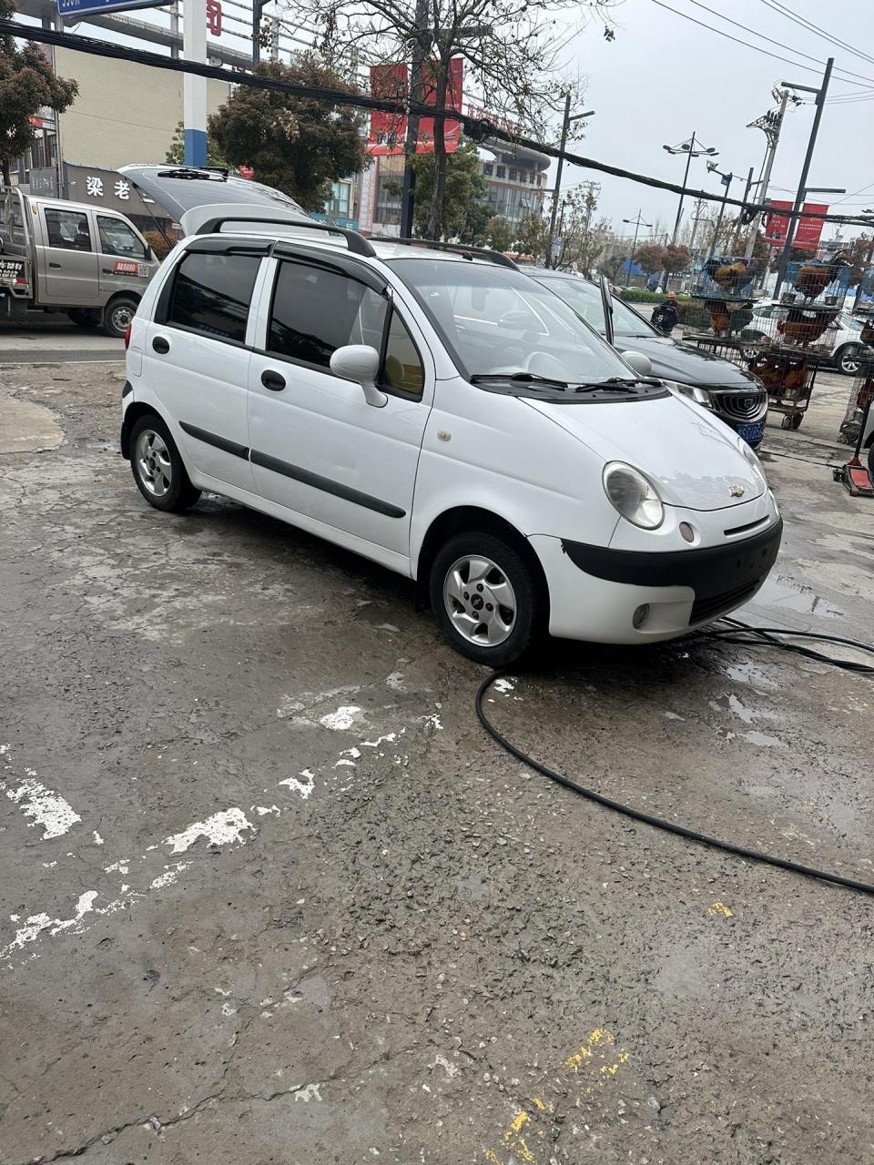 雪佛兰乐驰 1.2最高配 四条新轮胎 保险检车一整年 到手零花钱.