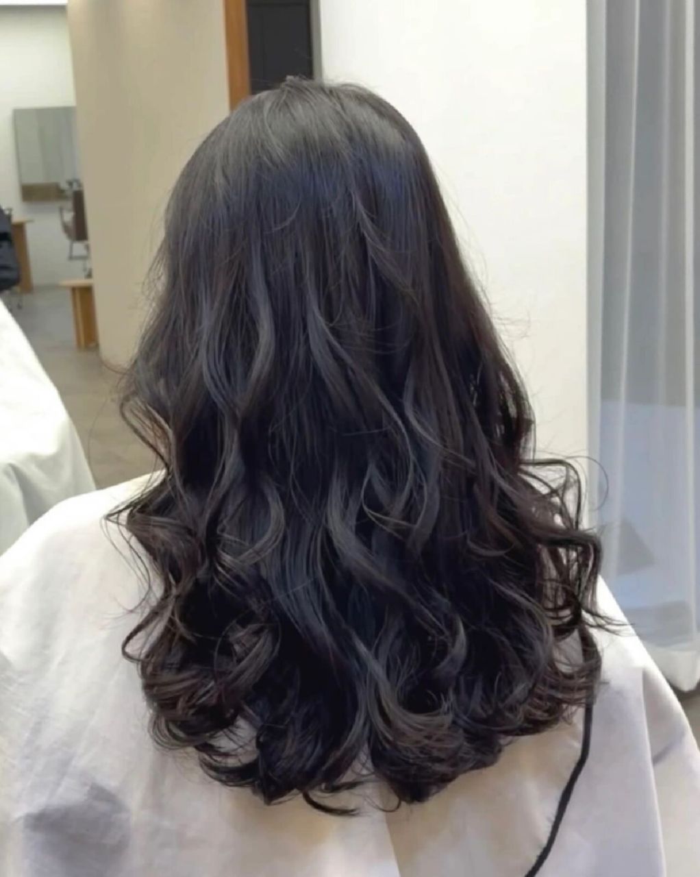 懒人必备:免打理的慵懒法式卷发!