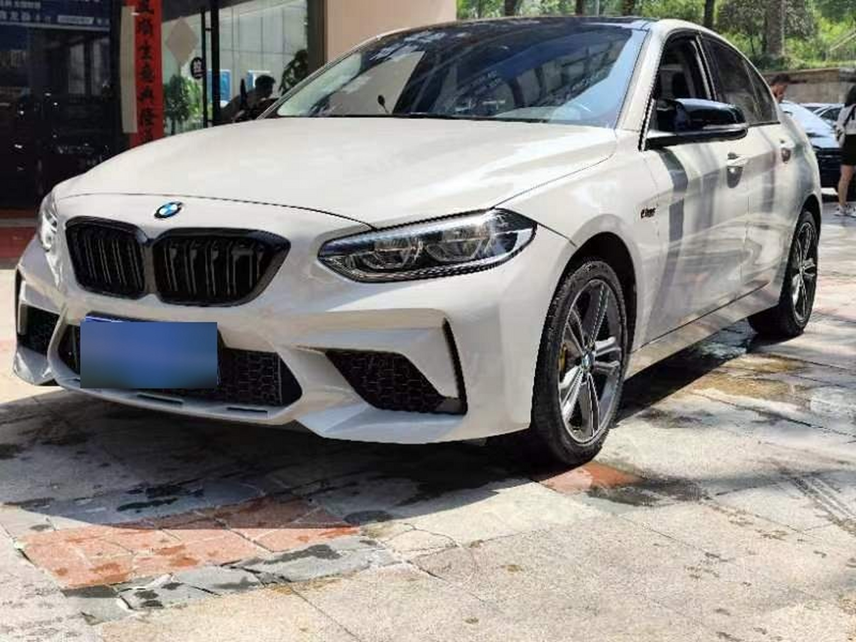 最新到店 宝马 118i 运动,18年上牌,安全行驶几万公里,整车原版无换件