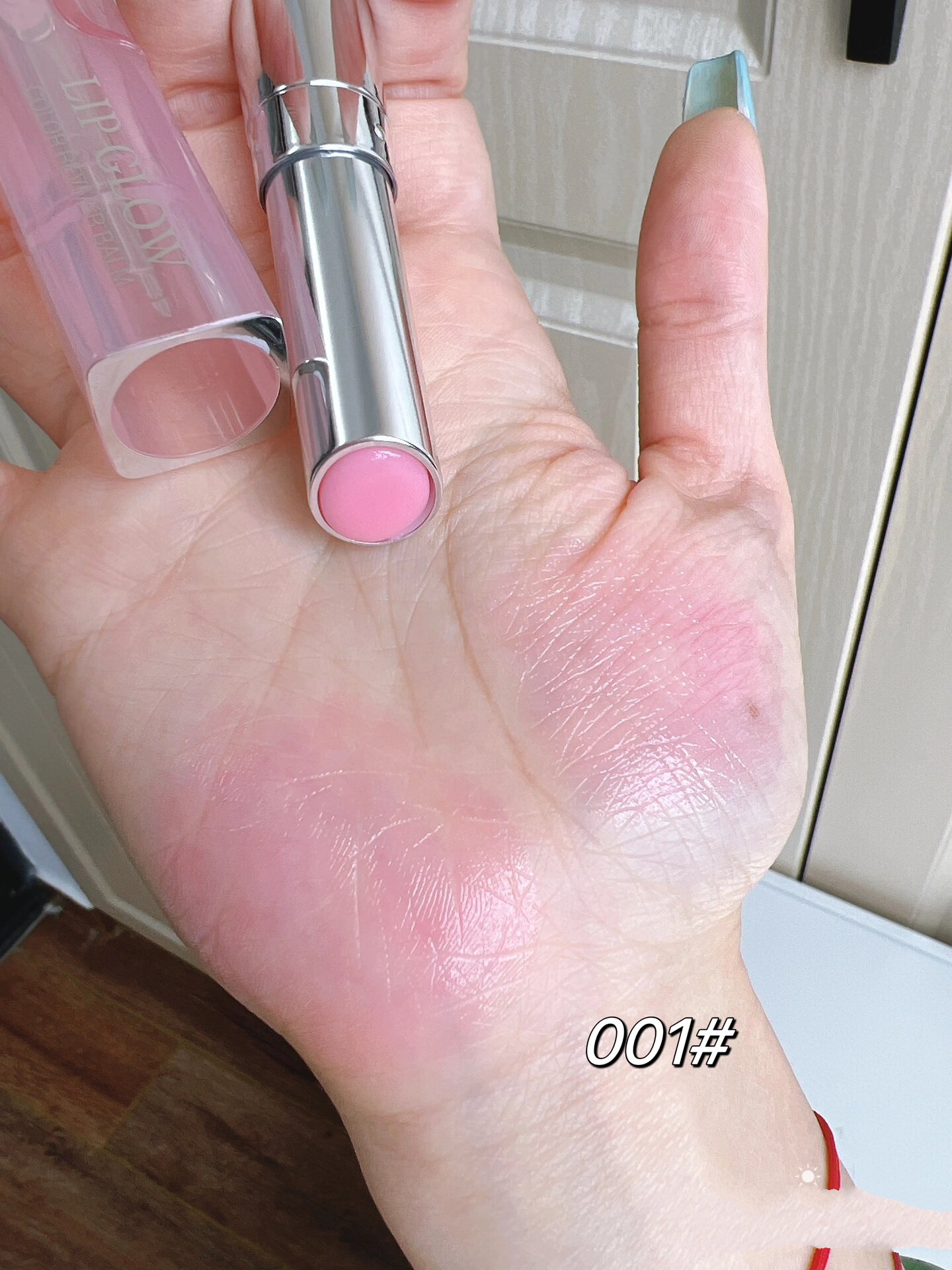 樱花变色唇膏(樱色化妆品咋样)