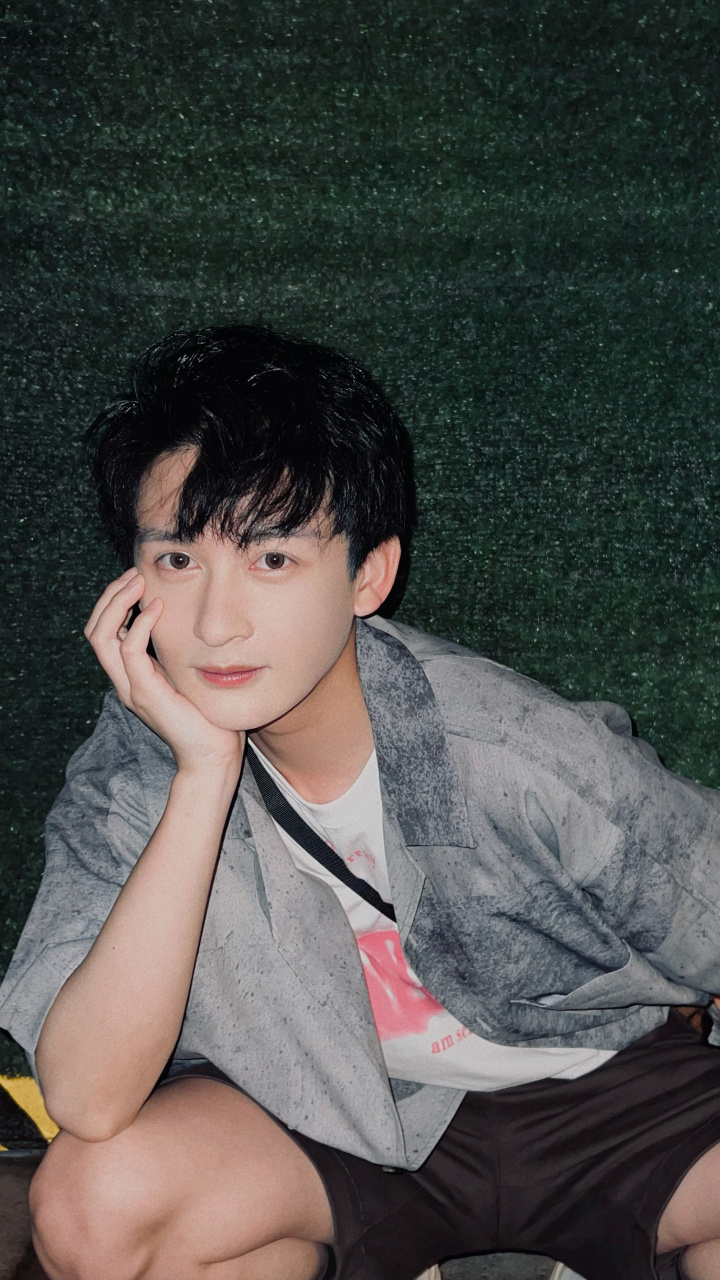 陈斯琪# 风里已经有了夏天的味道