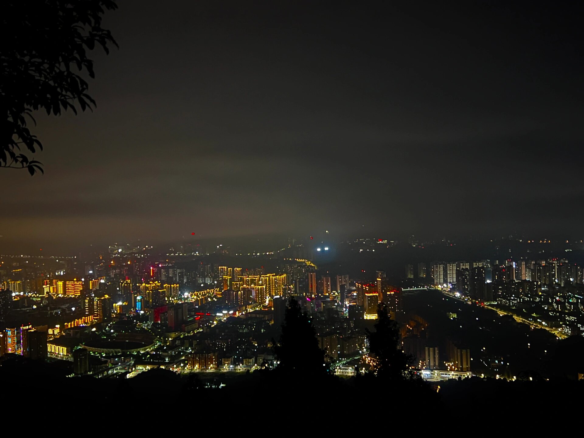 秀山凤凰山夜景图片图片