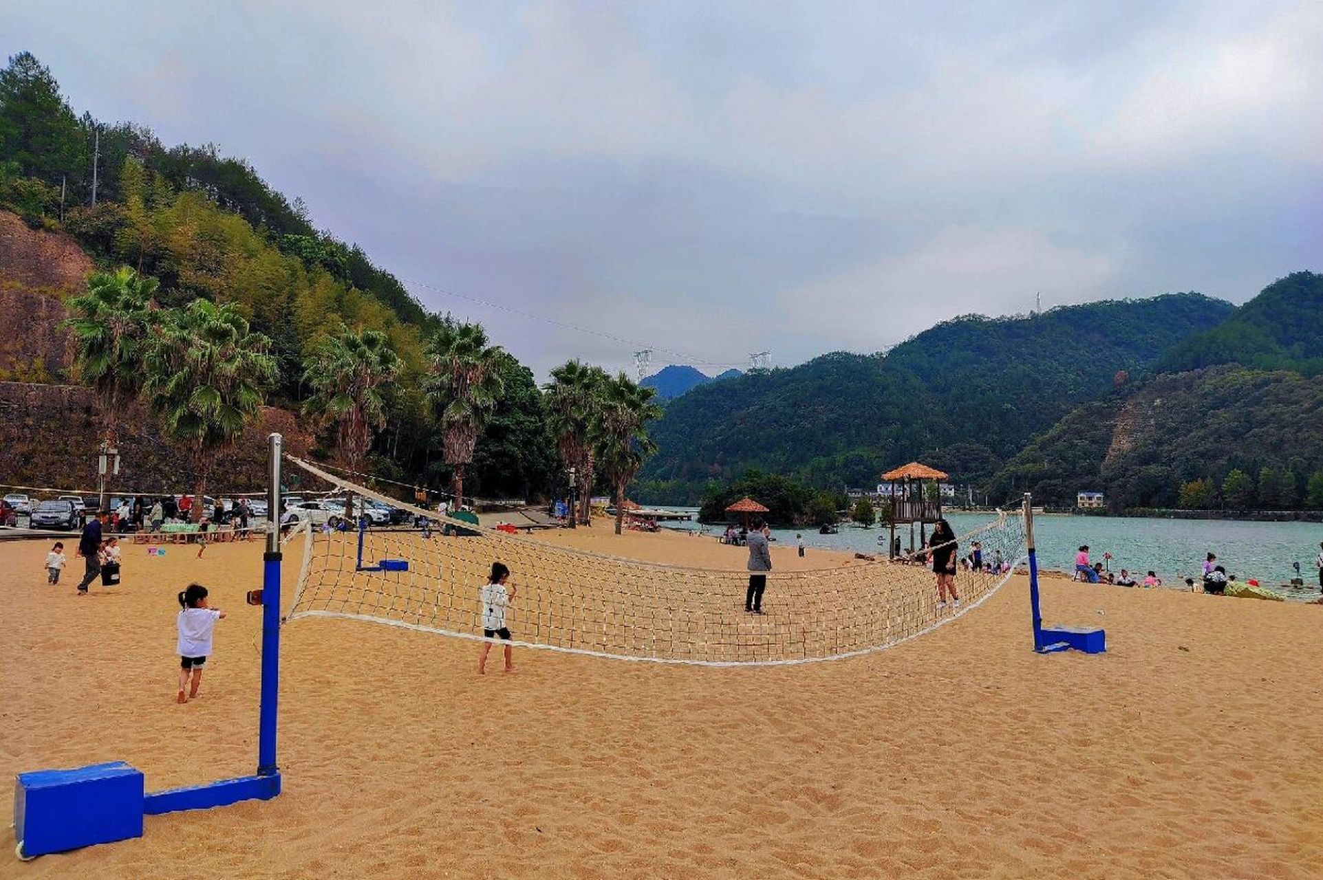 假期约三五家好友在丽水深处感受"海"的气息长汀沙滩距丽水市区60公里