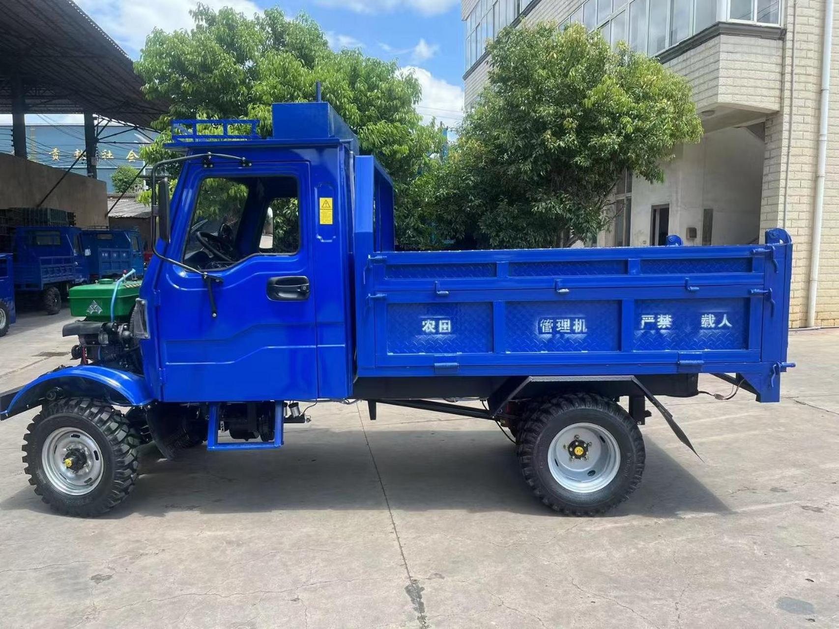 四驱蚂蚱四驱农用车