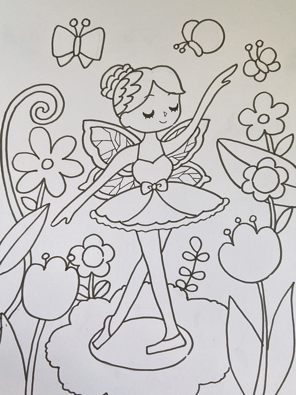 芭蕾舞女孩儿童画简笔画蝴蝶花朵植物小精灵 美术宝 芭蕾女孩 课效