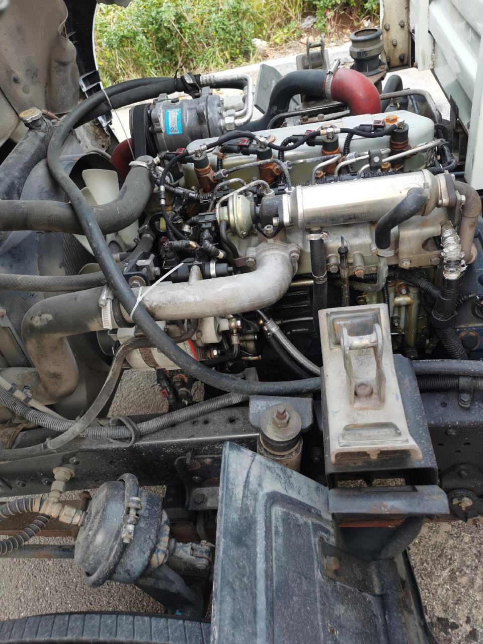 新到:2017年2月,跃进帅虎h100平板490中冷增压电喷发动机,保险年审到