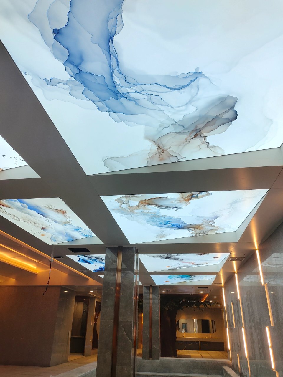 来看看这样的软膜天花吊顶,你喜欢吗?