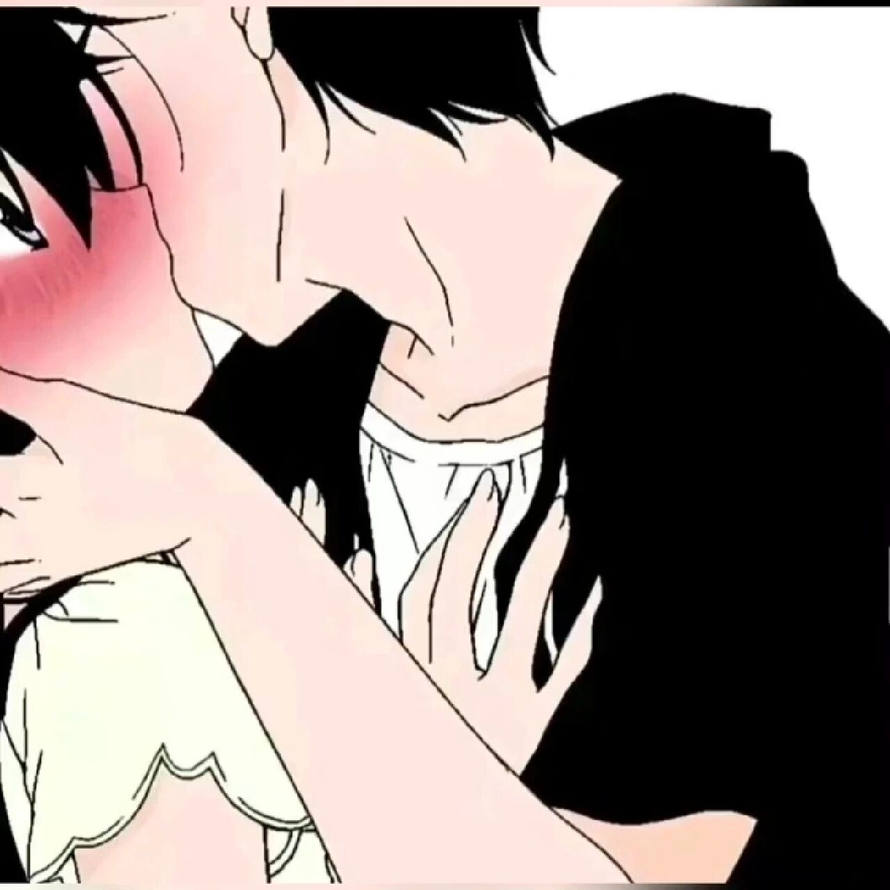 接吻系的情侣头像