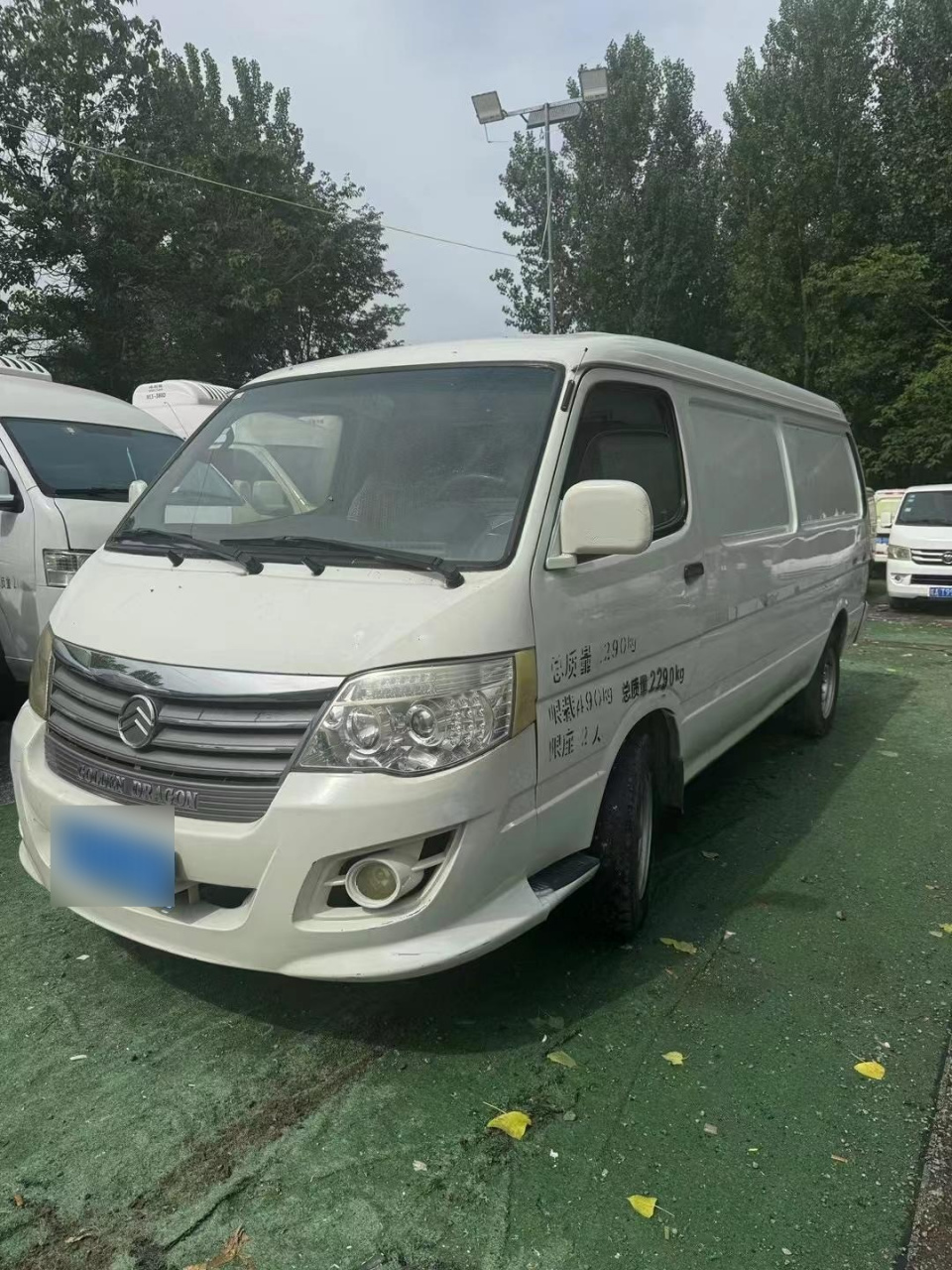 17年金龙中顶车况精品,油气两用