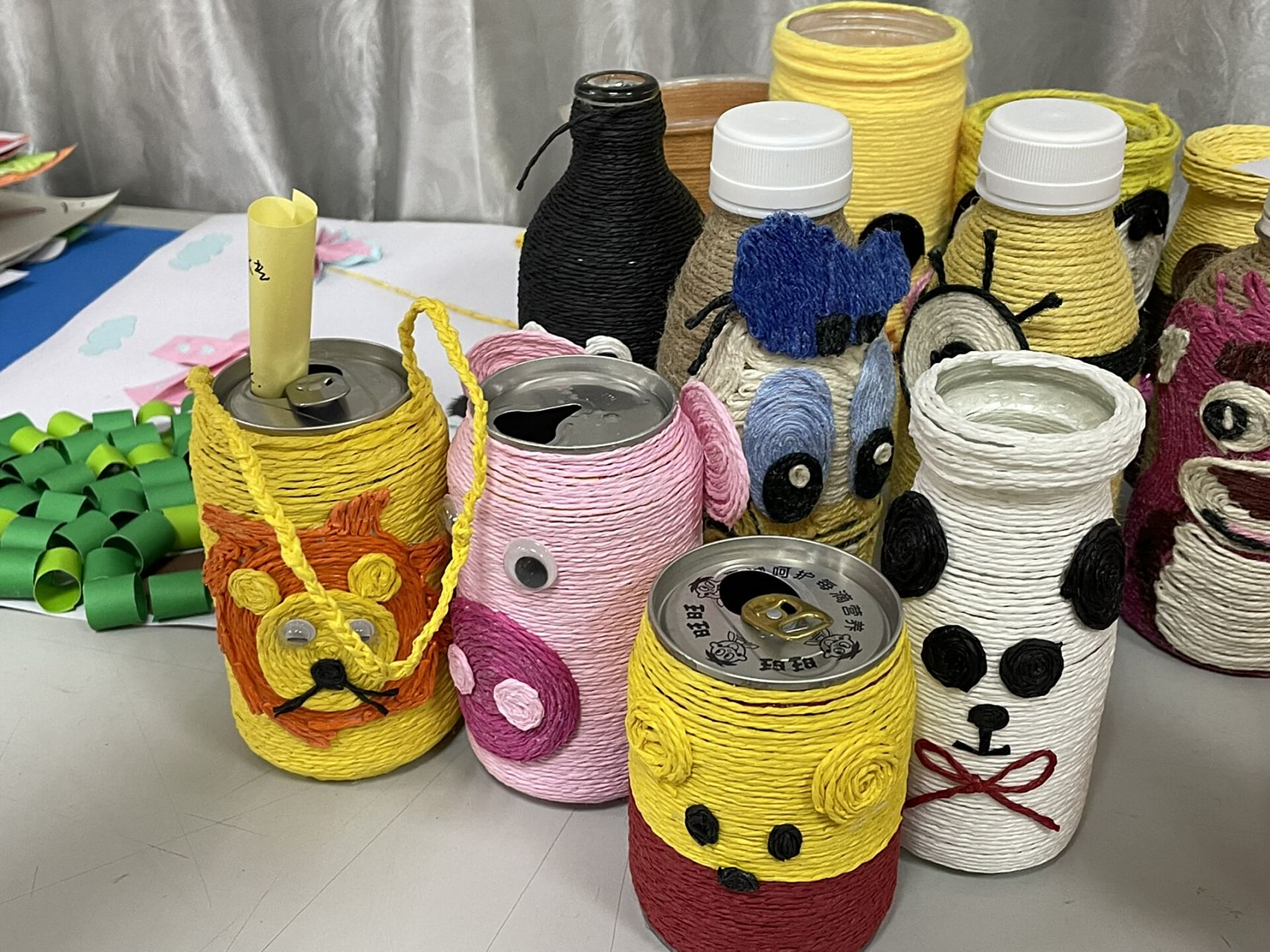 毛线瓶子手工 塑料瓶子不要扔!把手工做起来装饰.