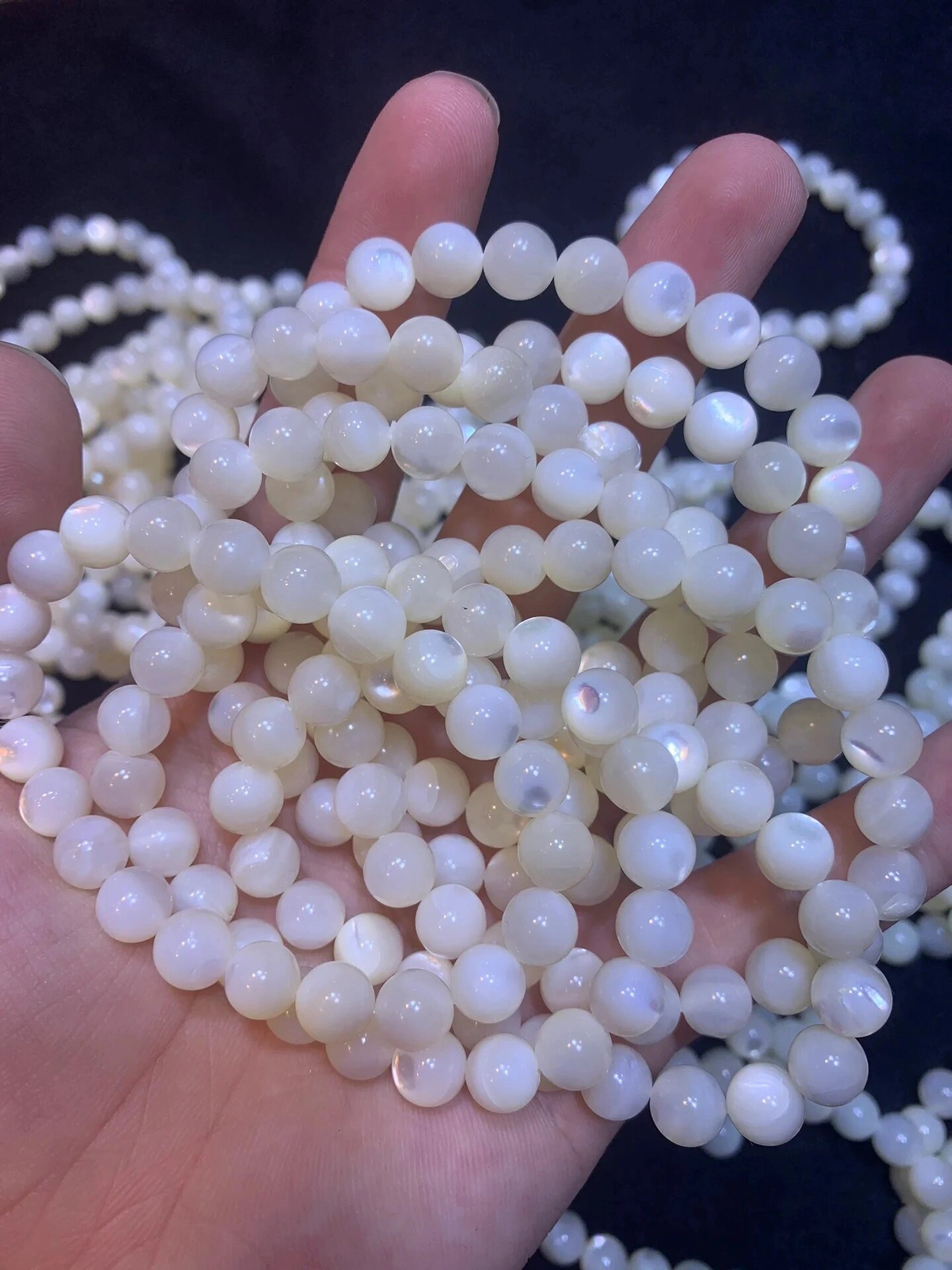 天然白珍珠白蝶贝手链带光blingbling～!