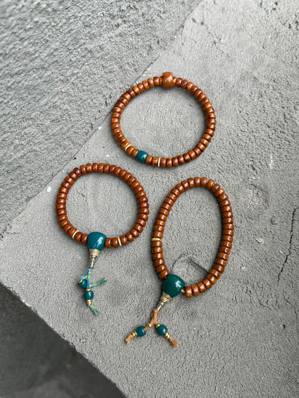 让我爱不释手的新玩具—99紫金鼠药片手串 新鲜出炉的紫金鼠药片