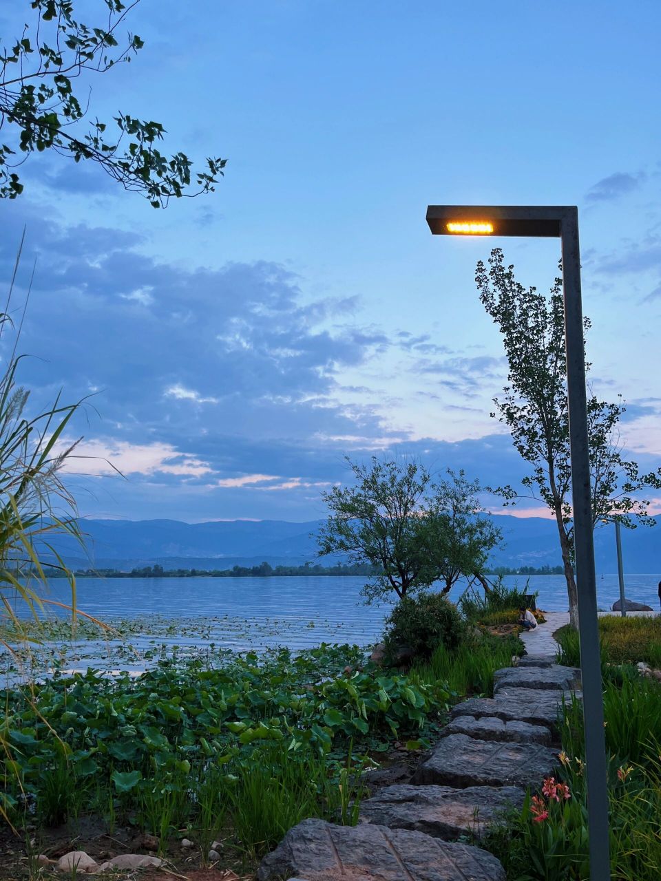 西昌邛海金鳞沙滩最全游玩攻略7515 爱拍照的姐妹们必须冲金鳞