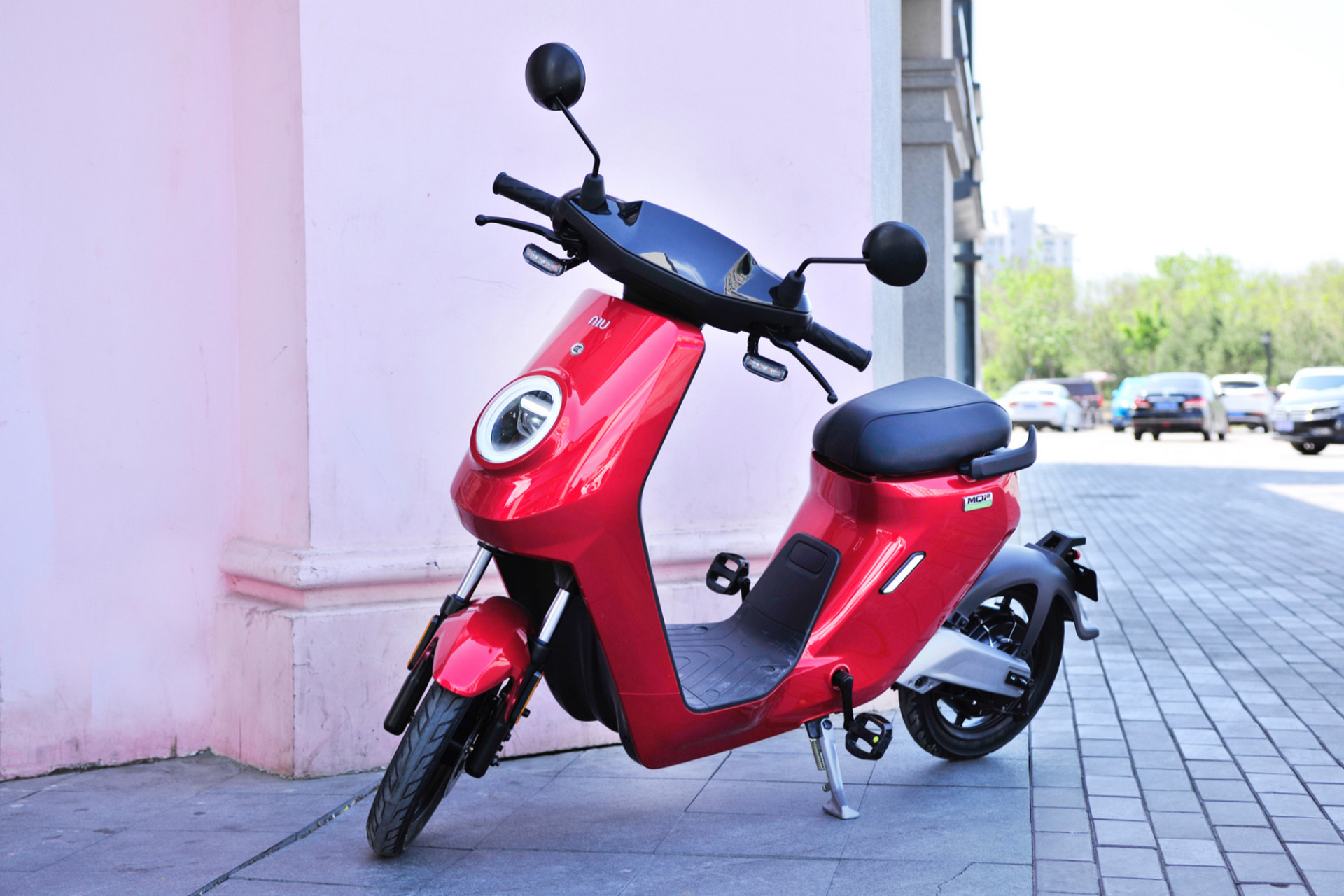 新国标旗舰小牛mqi2的极致设计与全新体验 新国标对于电动车的重量有