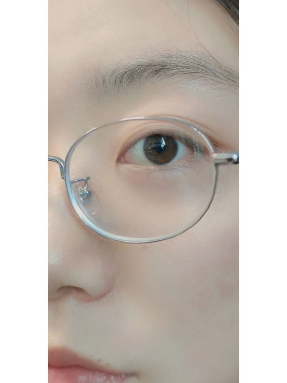 中国人最常见的瞳孔颜色 前置与后置分别拍摄9915 中国人最常见的