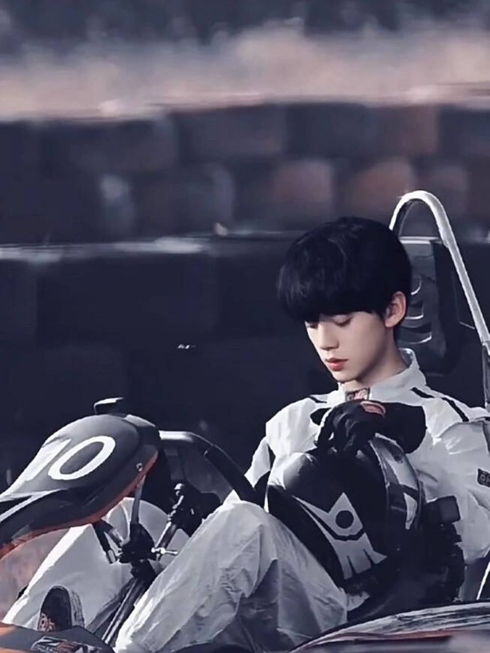 左航绝美壁纸,帅哭了01