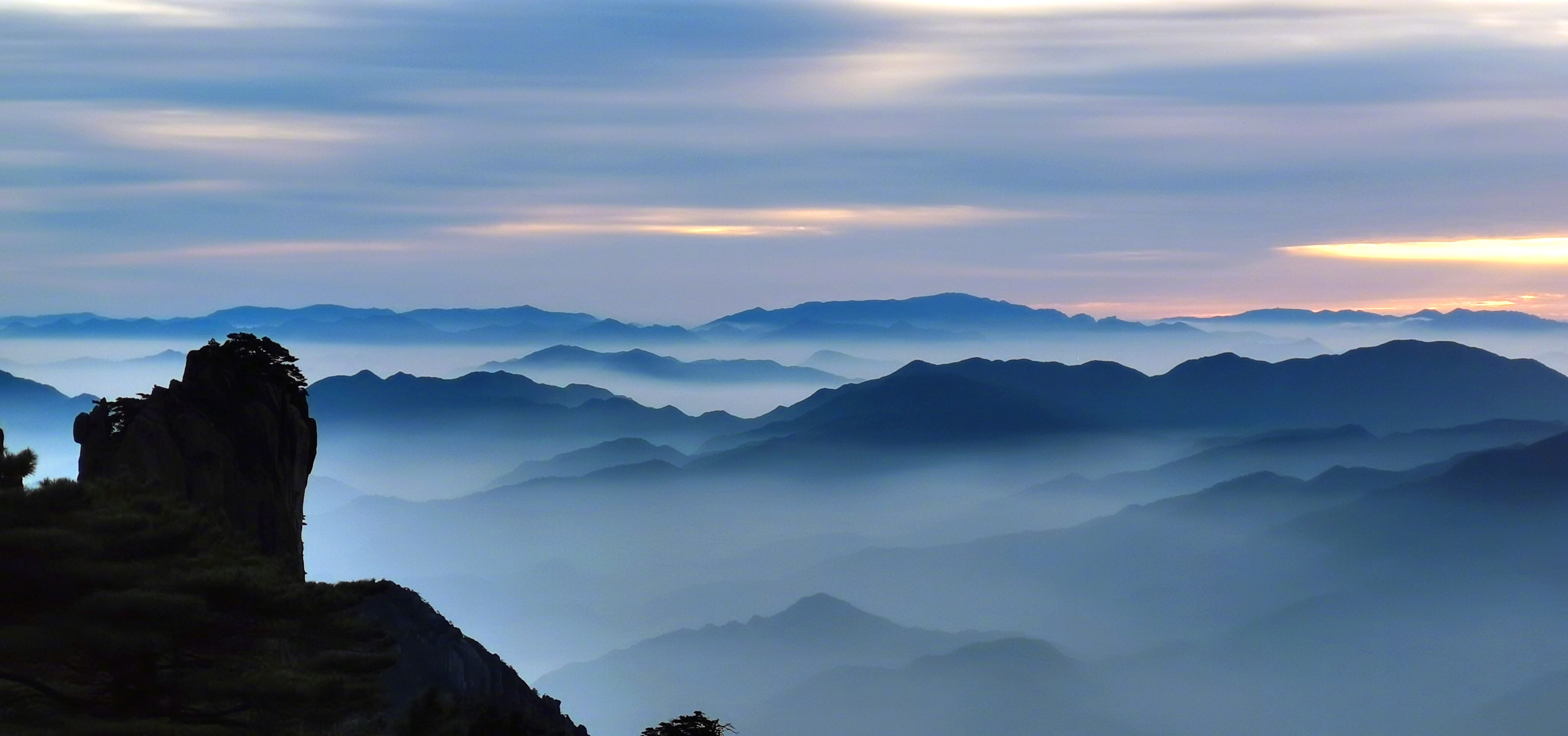 "原来王希孟笔下的《千里江山图》是写实