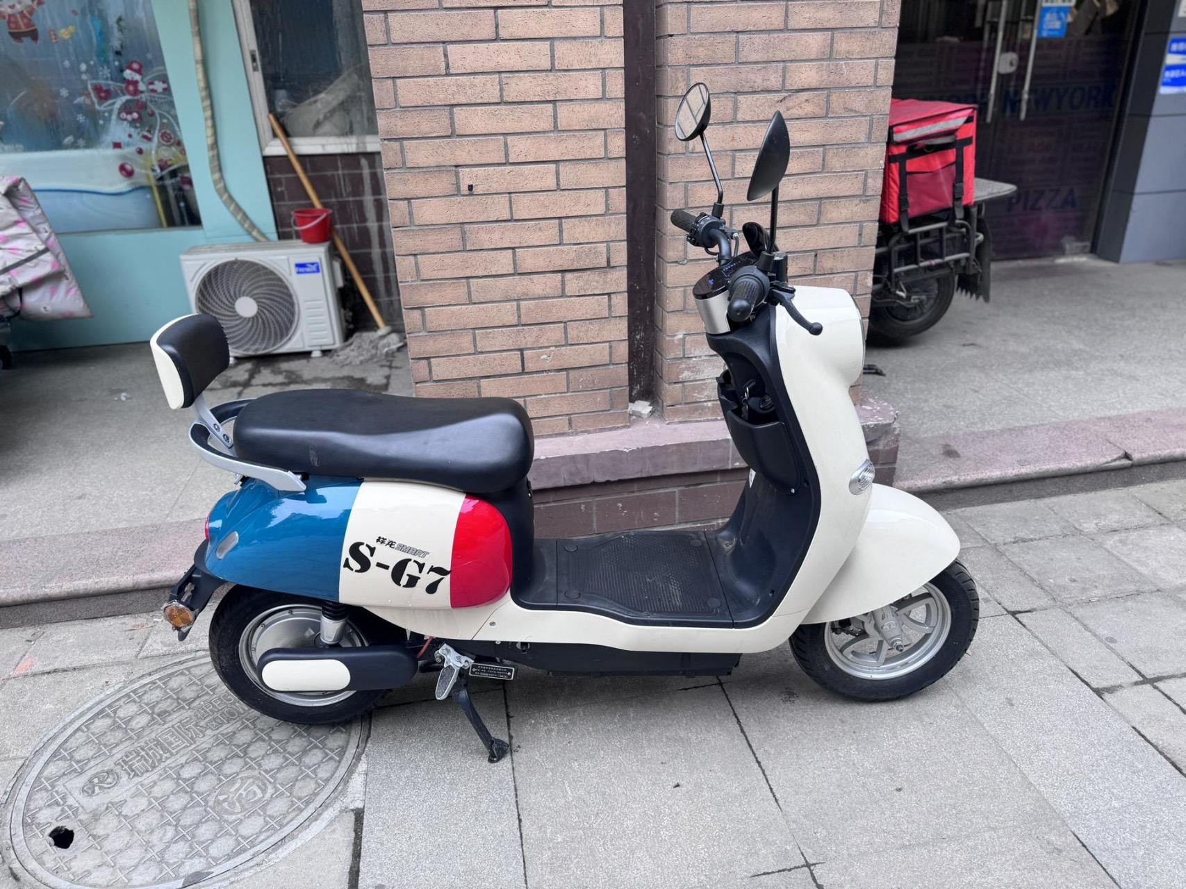 祥龙国标,绿牌已经上好,续航35km左右