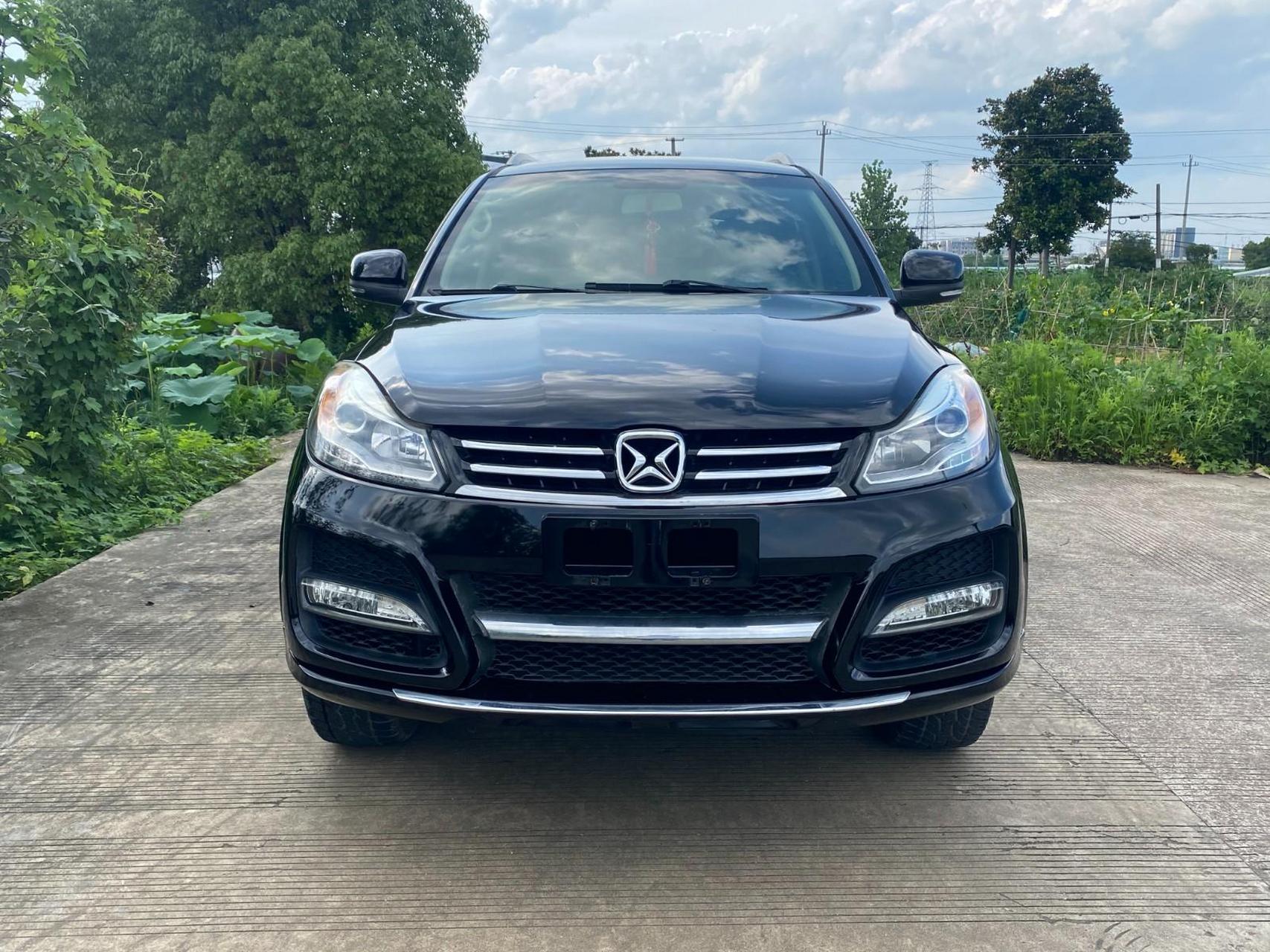 江铃驭胜s350柴油7座 车况说明:7座,实际公里7万公里,江铃驭胜s350