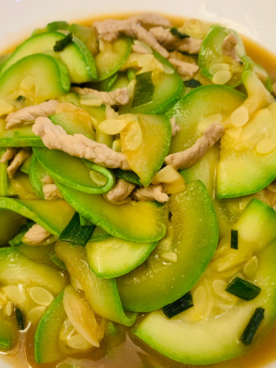 两人三餐95今日家常菜食谱 韭菜黄炒鸡蛋,西葫芦炒肉丝 #家常菜