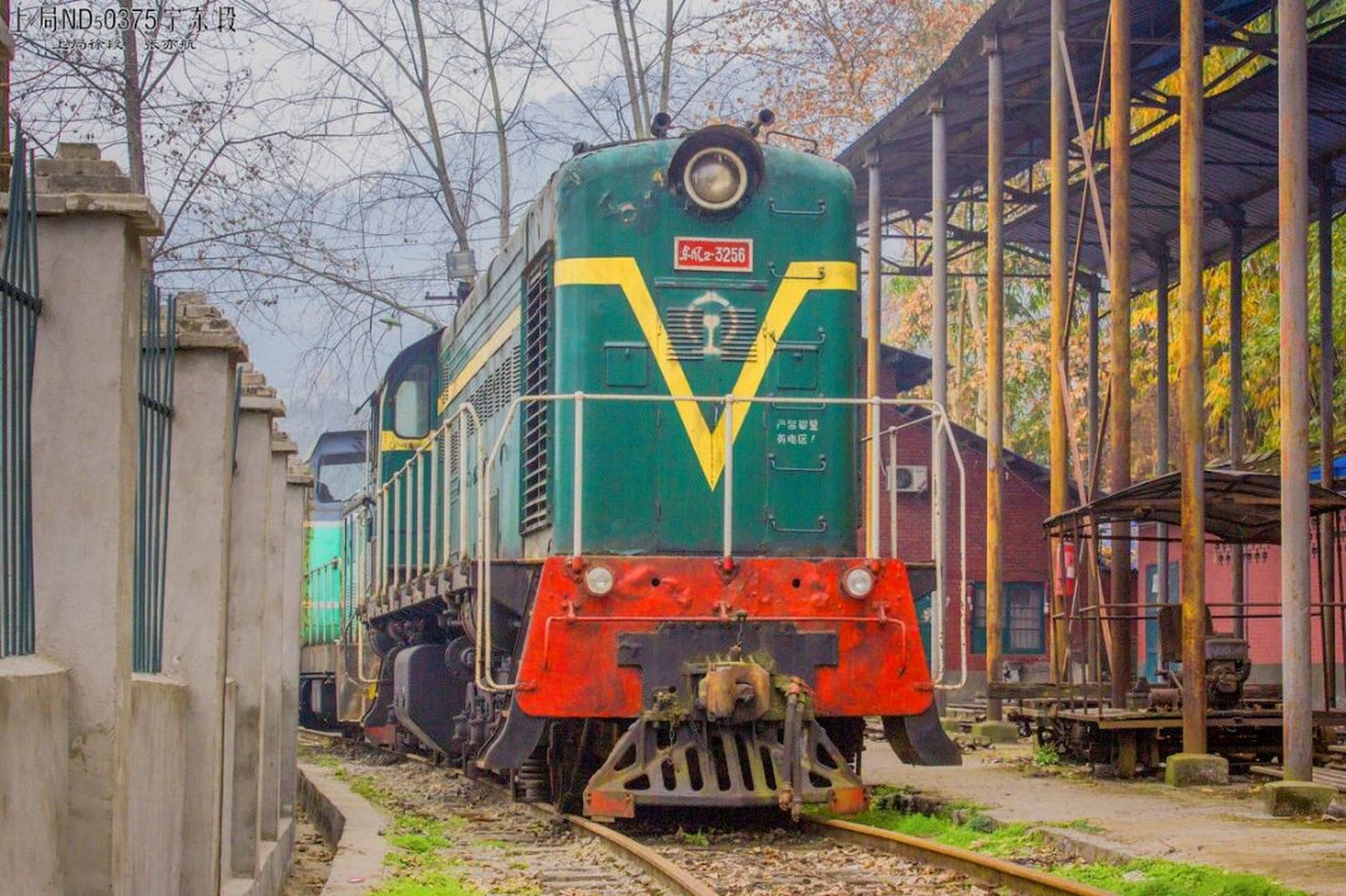 【科普】老骥伏枥—df2型内燃机车 东风2型内燃机车(df2),原称nd2型