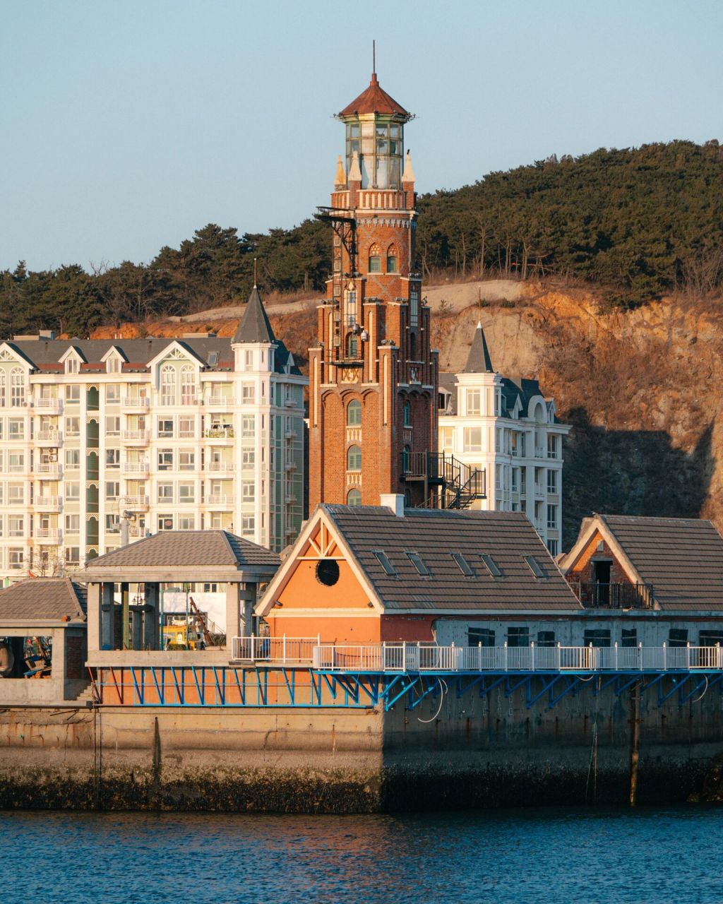 渔人码头·大连 远看是风景,近看是生活.