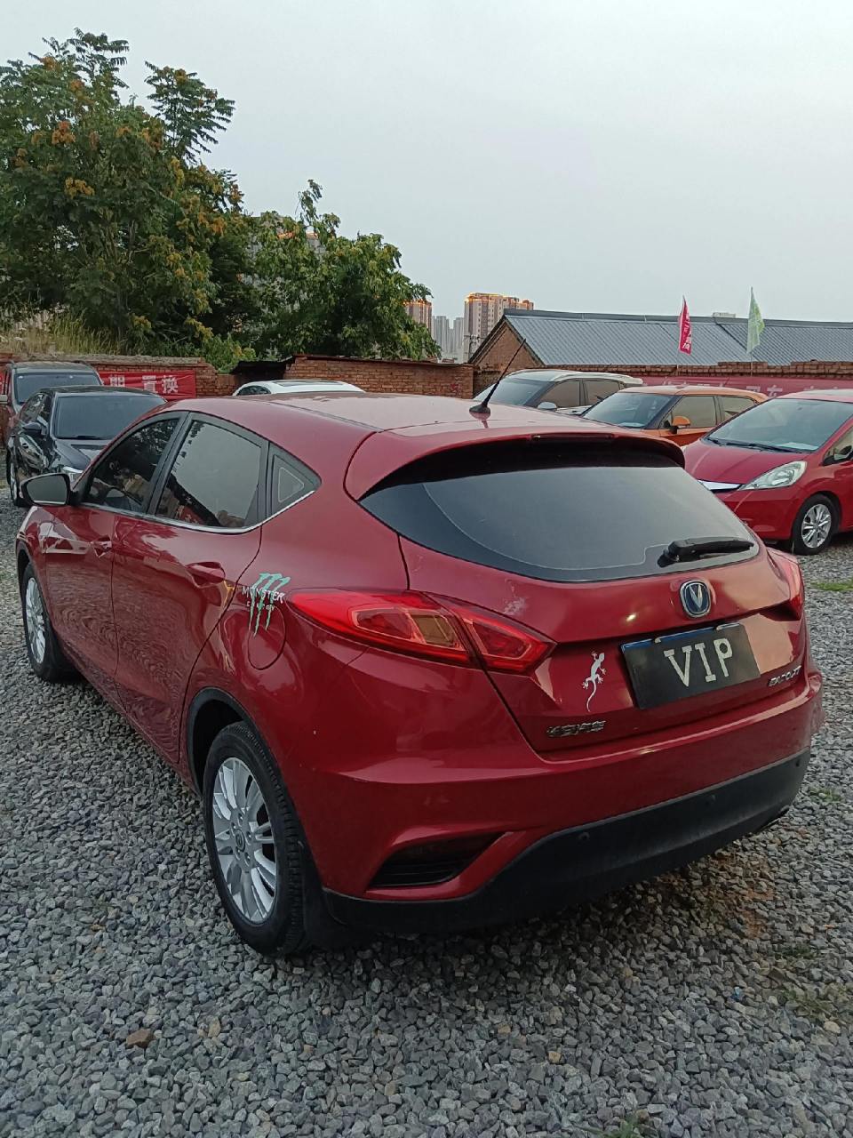 长安逸动xt两厢版,本地个人一手车,车况漆面原版原漆,保险费用到25年