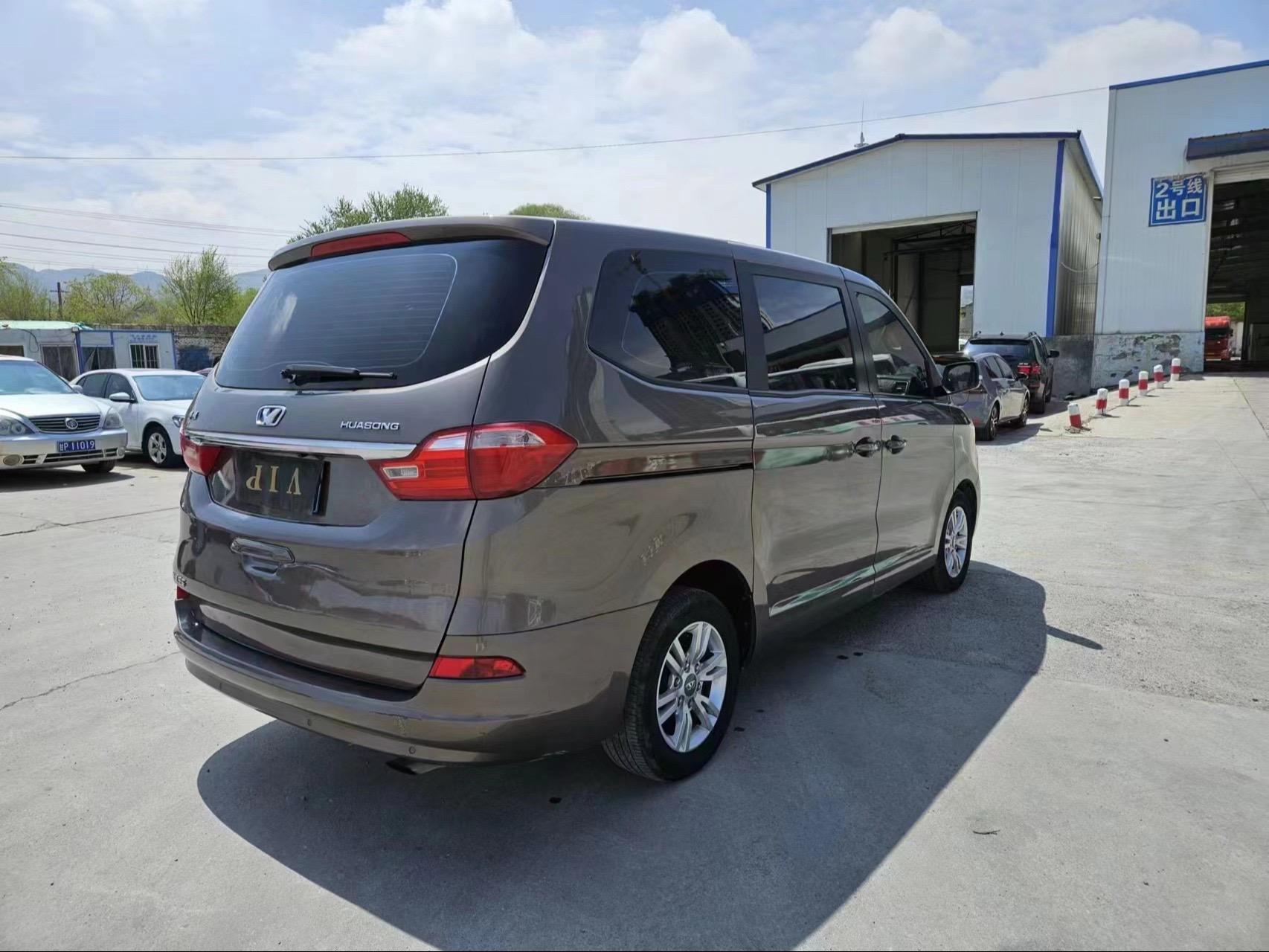 0t 商务车  全车原版,无任何旅游史,价格便宜全款49800,可分期,置换