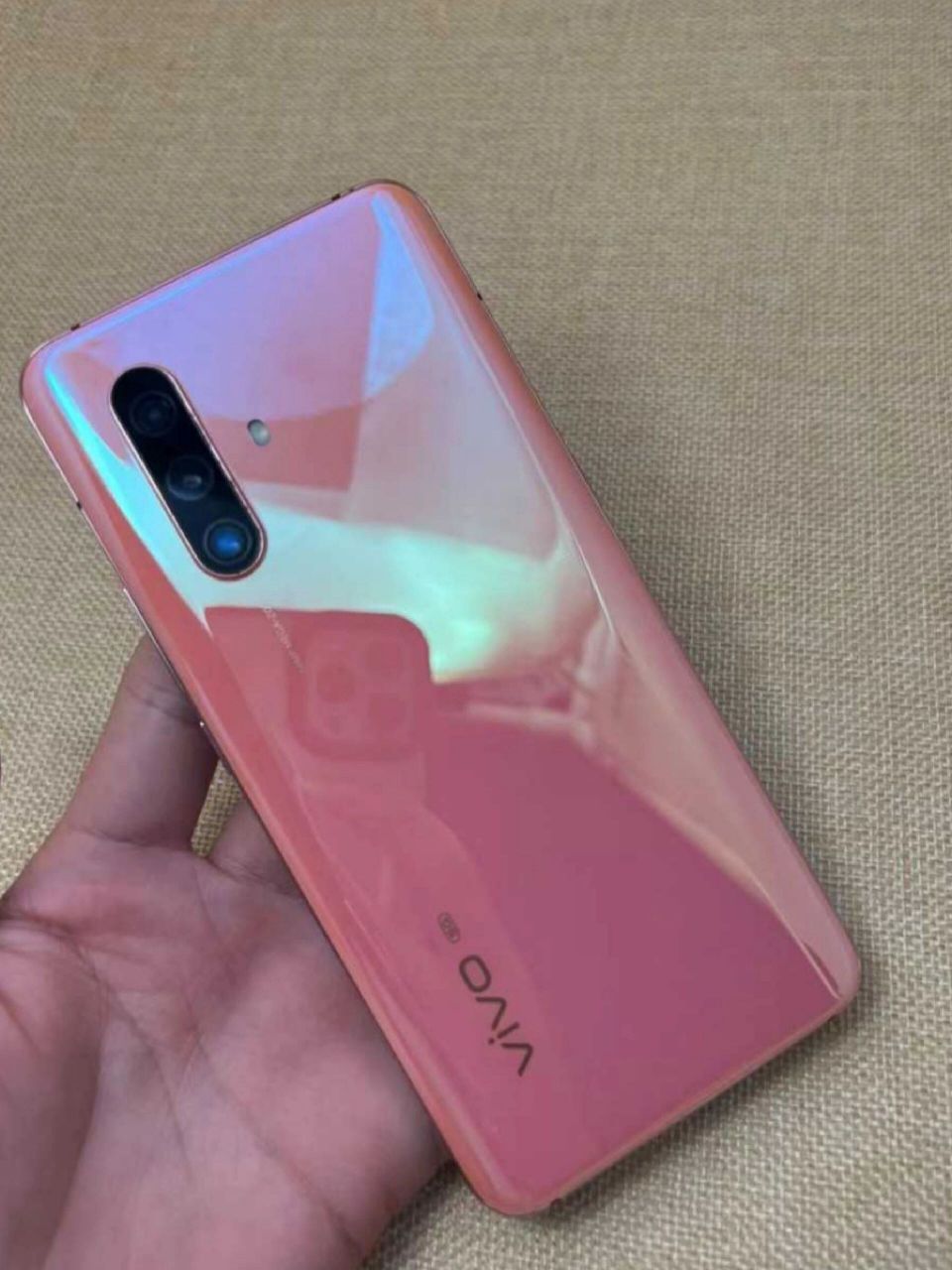 九五成新128g的vivox30!毛笔价出啦 九五成新128g的vivox30!毛笔价出