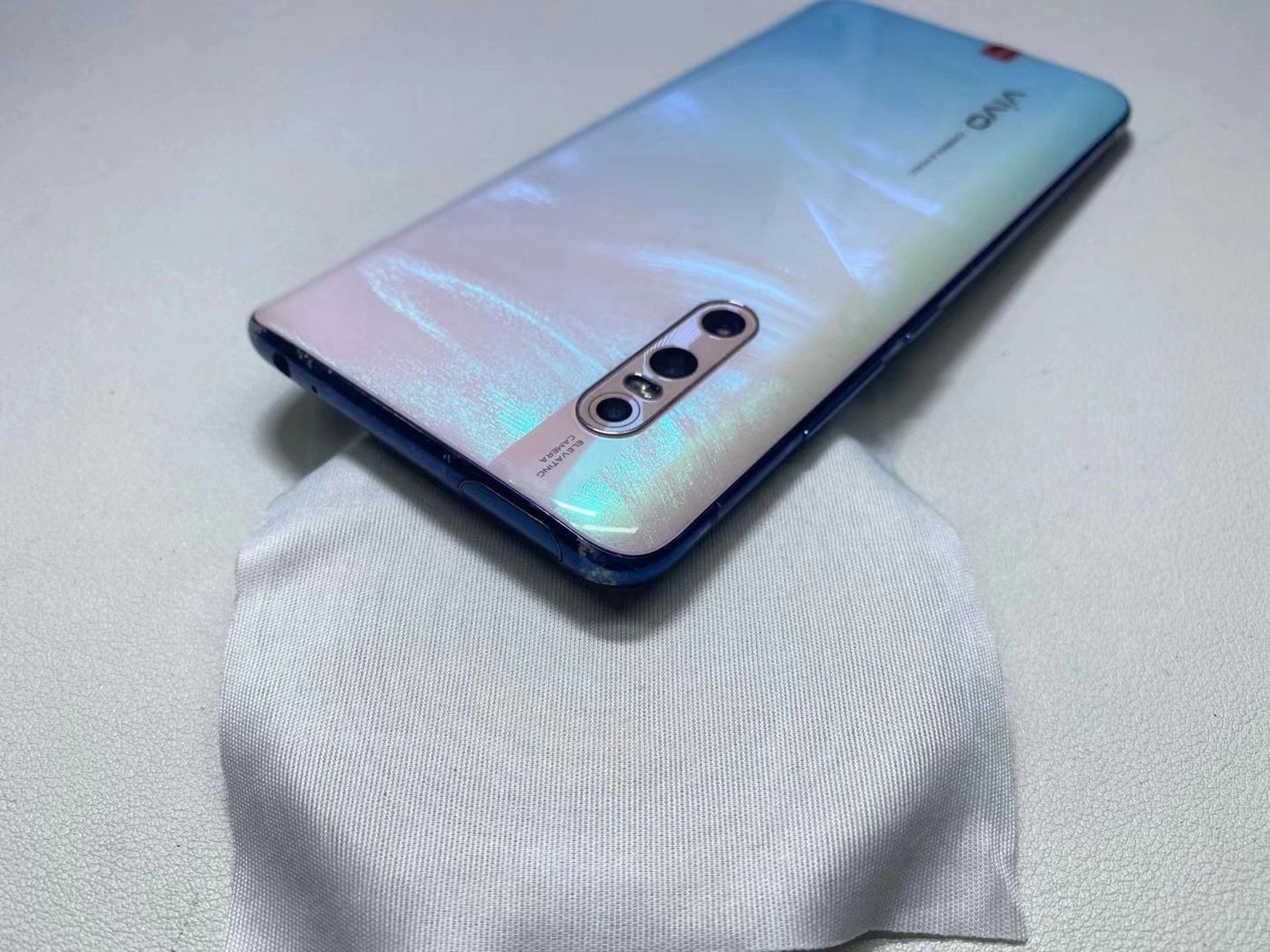 7515vivo x27 蓝色8g 128g  商家价06799 7515vivo x27