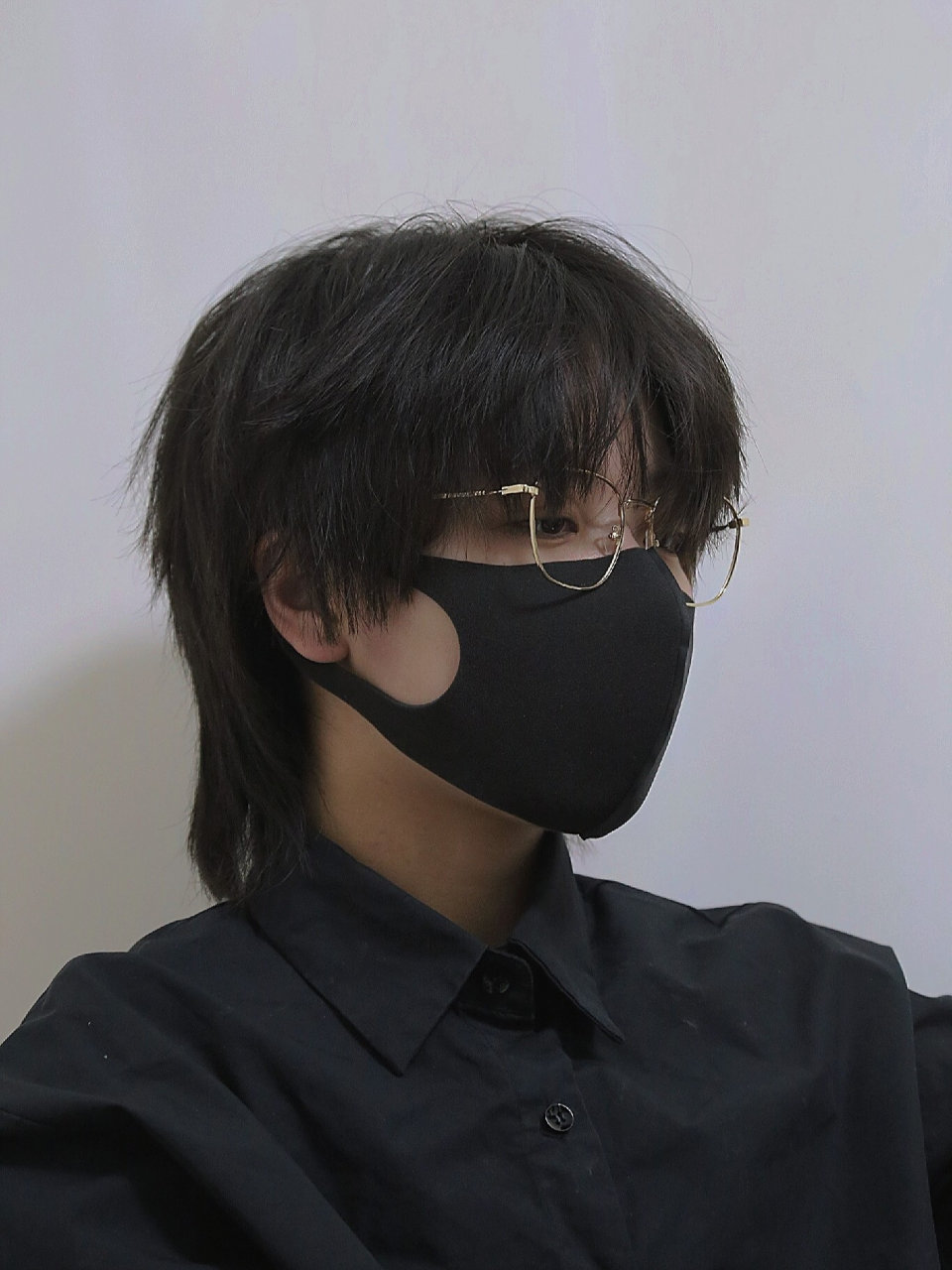 分享女生短发狼尾 狼尾一共留了有半年的时间 不停的修 打薄 后脑勺是