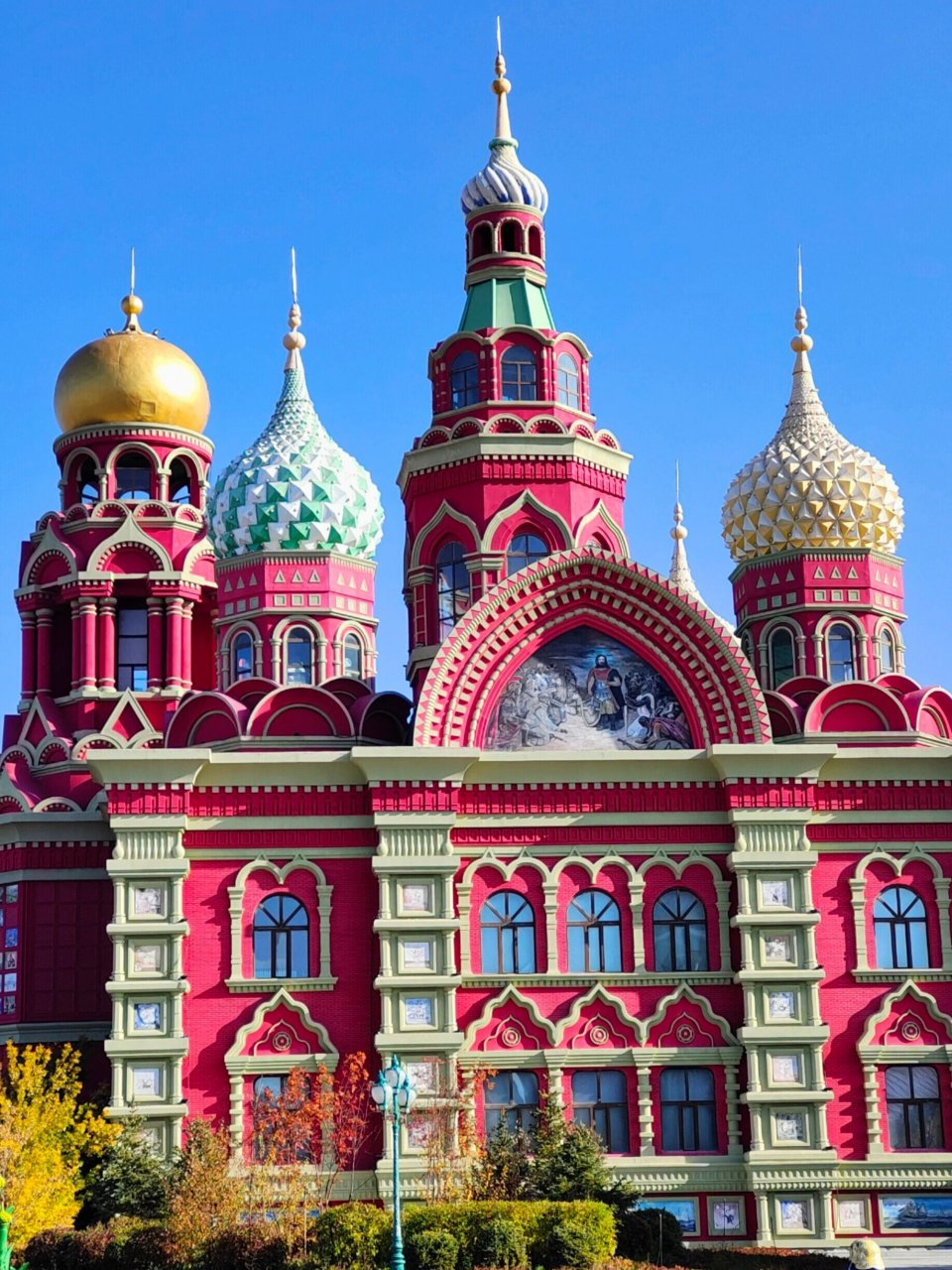 满洲里套娃广场 (景区门票148  演艺项目和游乐项目看p2,路线图看p3)