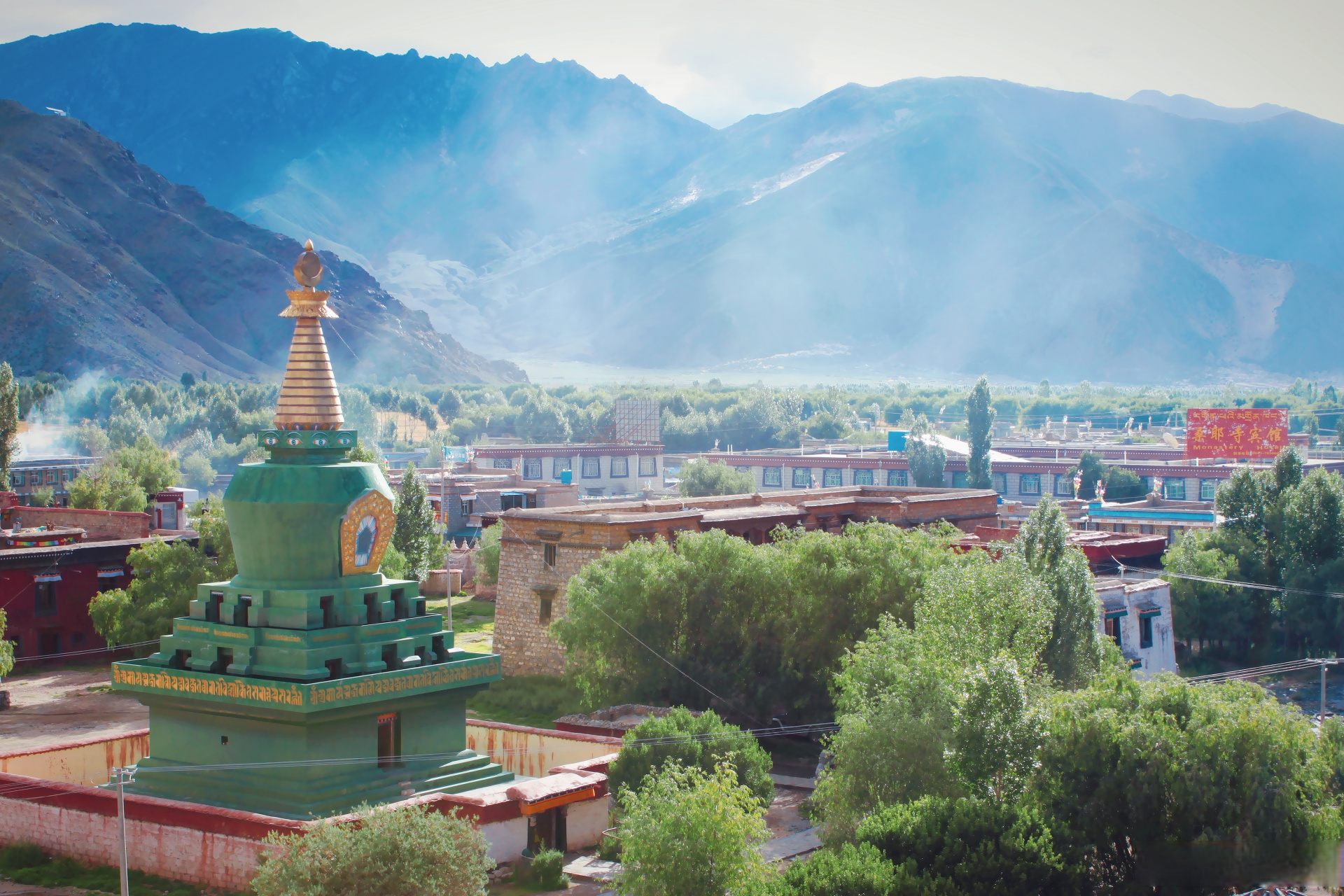 桑耶寺,西藏的第一座剃度僧人出家的寺院,位于西藏山南扎囊县桑耶镇