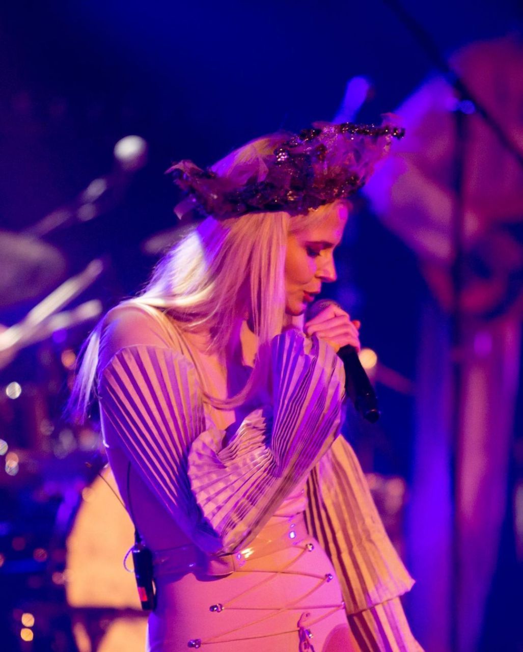 拉脱维亚女子民谣tautumeitas现场美图 tautumeitas由6个女孩组成