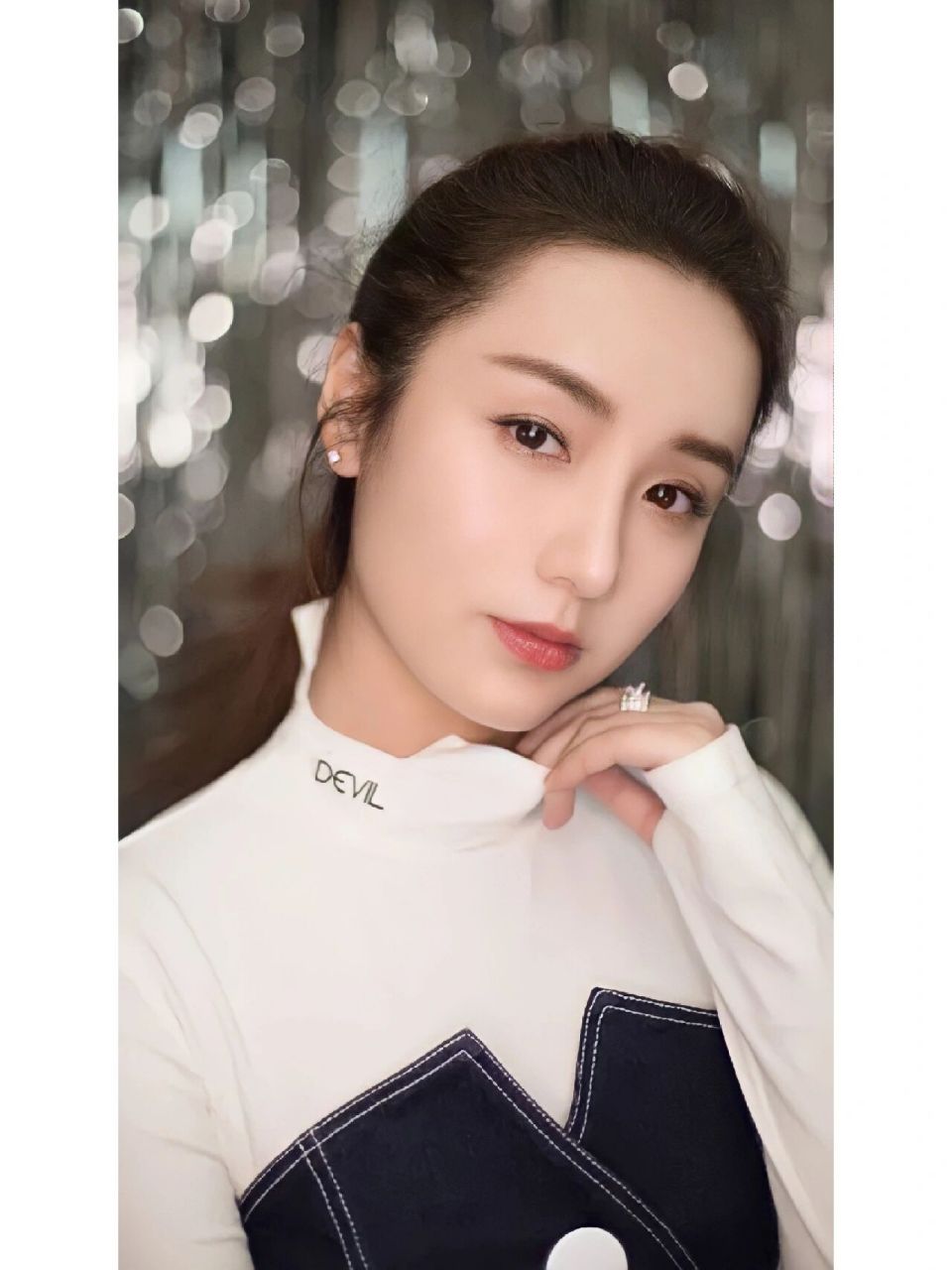 演员吕一 吕一,1984年出生于重庆市.