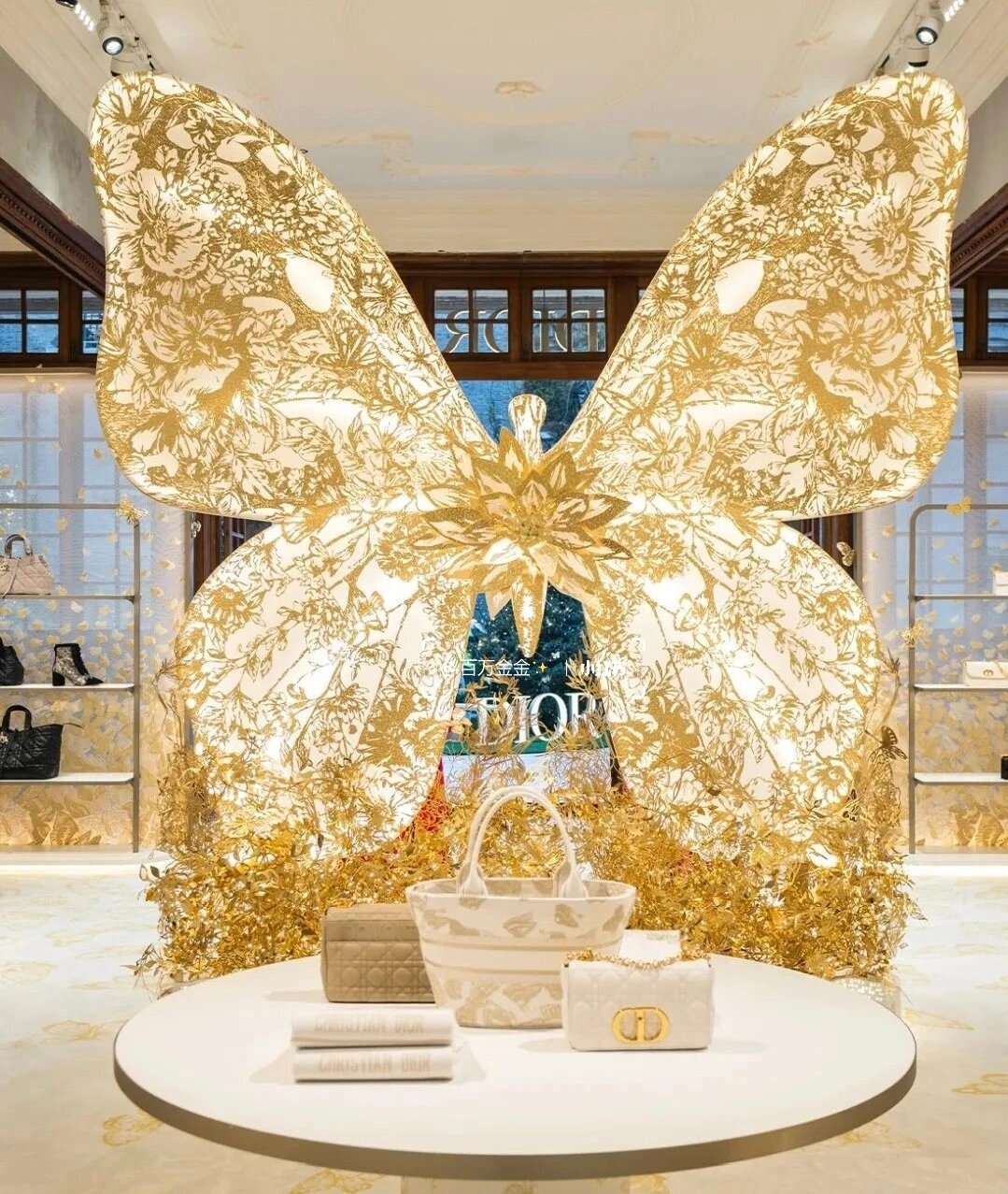 另外 dior的八芒星也不错 八芒星罗盘「指明方向」「爱与永恒」