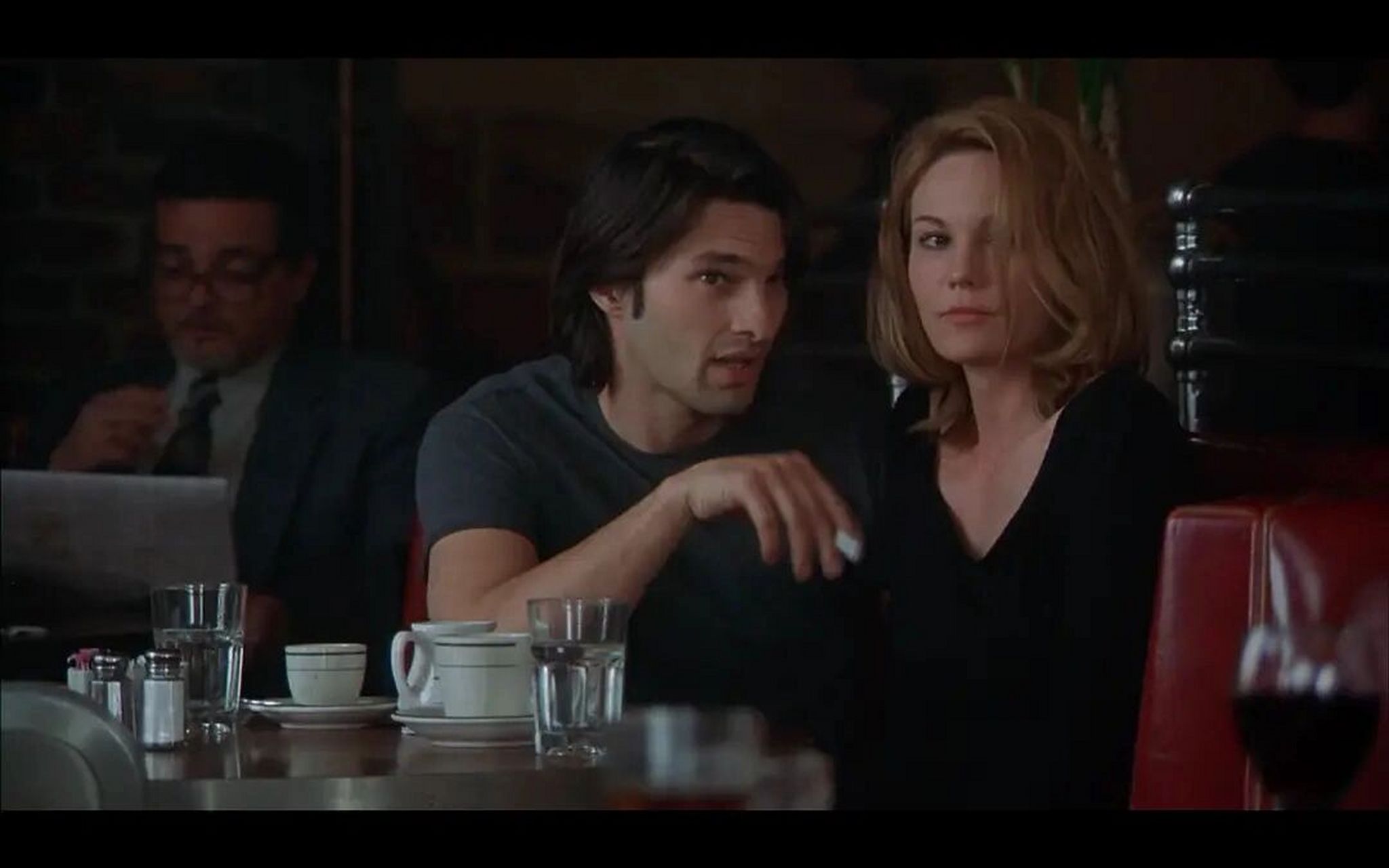 不忠 2002 unfaithful 9315以看 爱德华(理查61吉尔 饰)与妻子